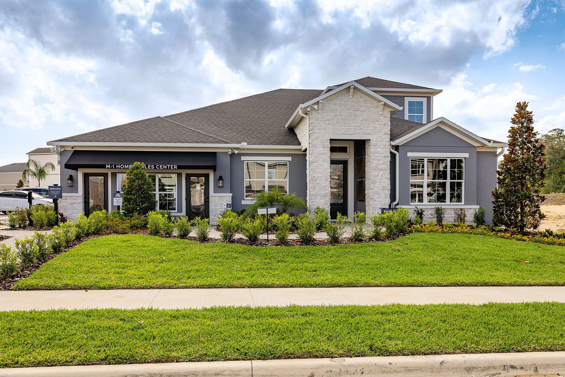 Front Exterior:Front Exterior