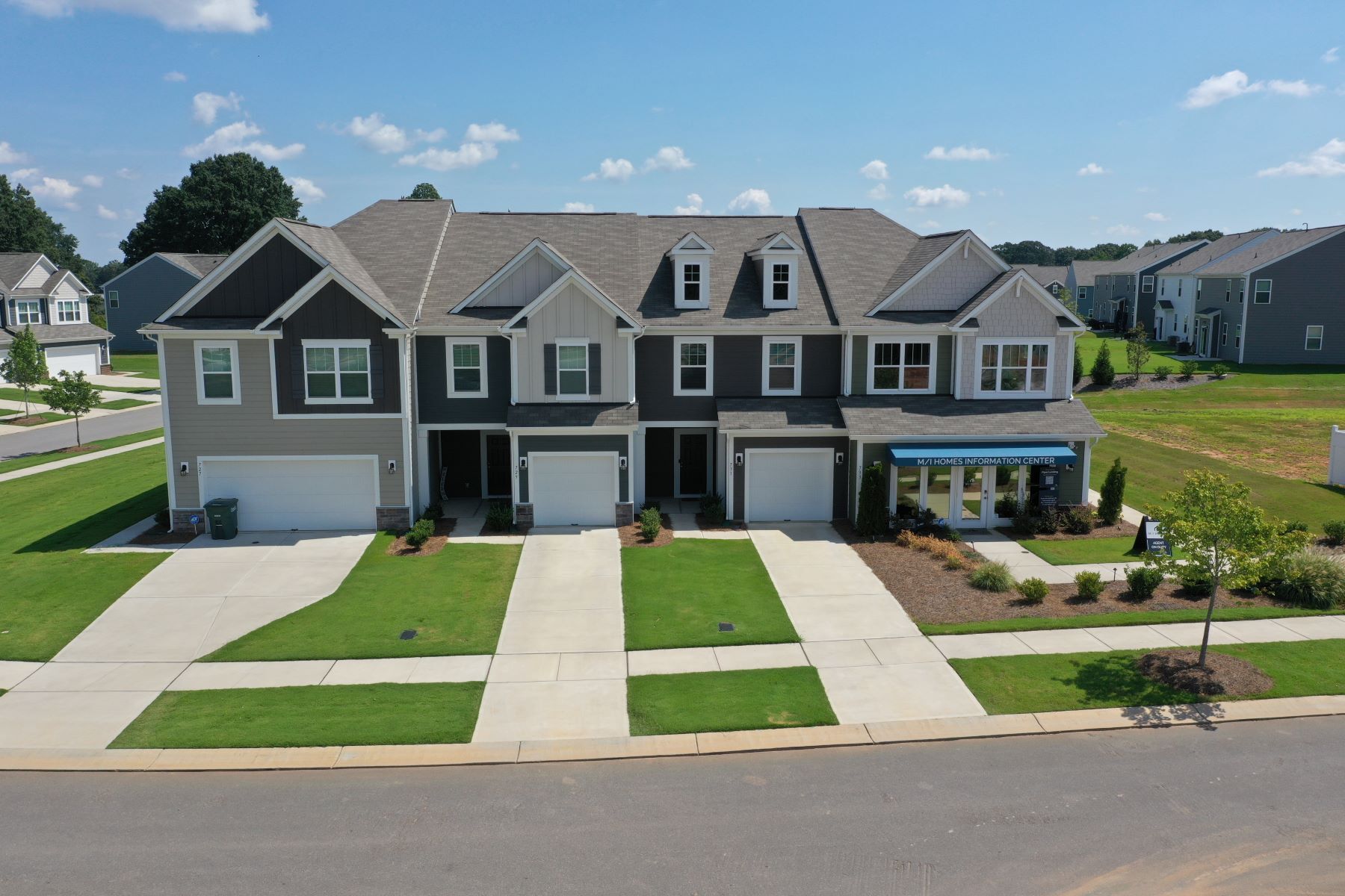 Front Exterior:Front Exterior