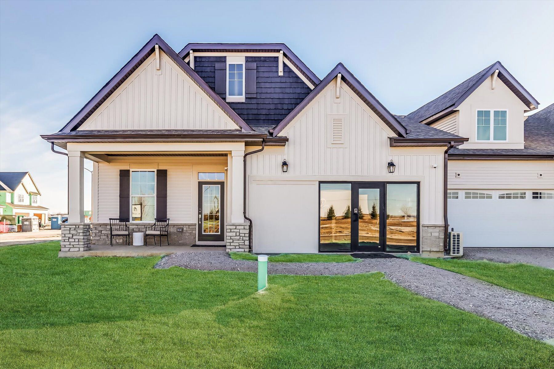 Front Exterior:Front Exterior