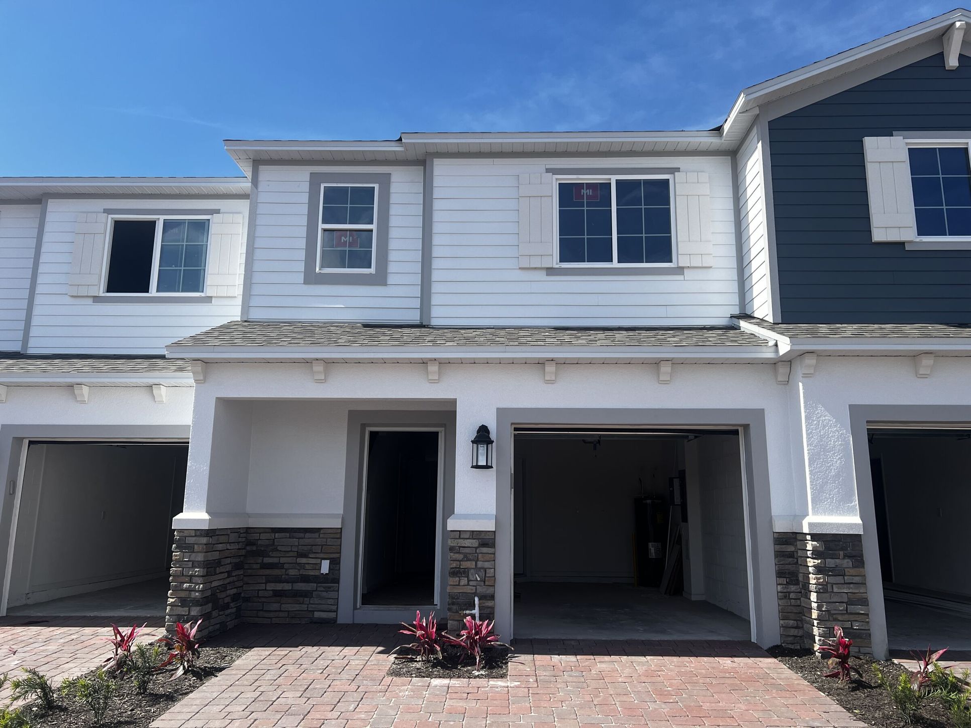 Front Exterior:Front Exterior
