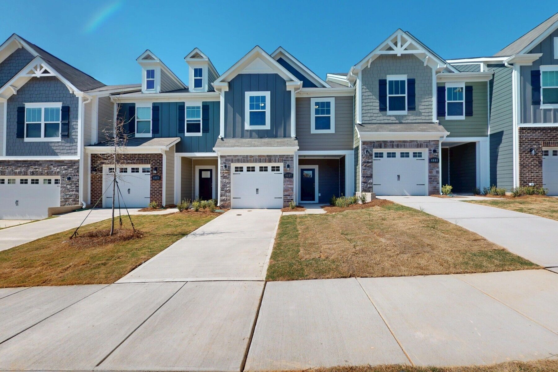 Front Exterior:Front Exterior