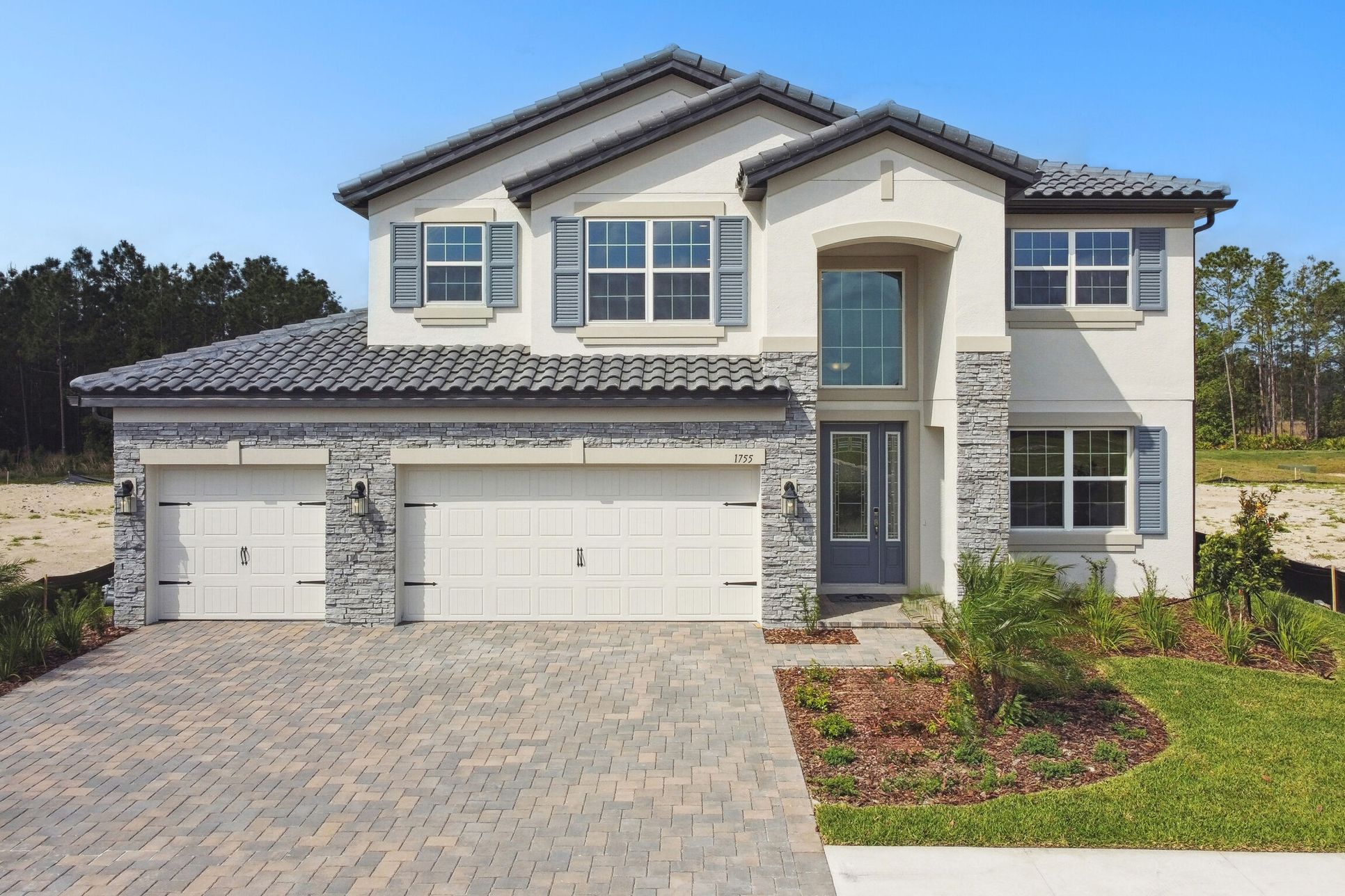Front Exterior:Front Exterior