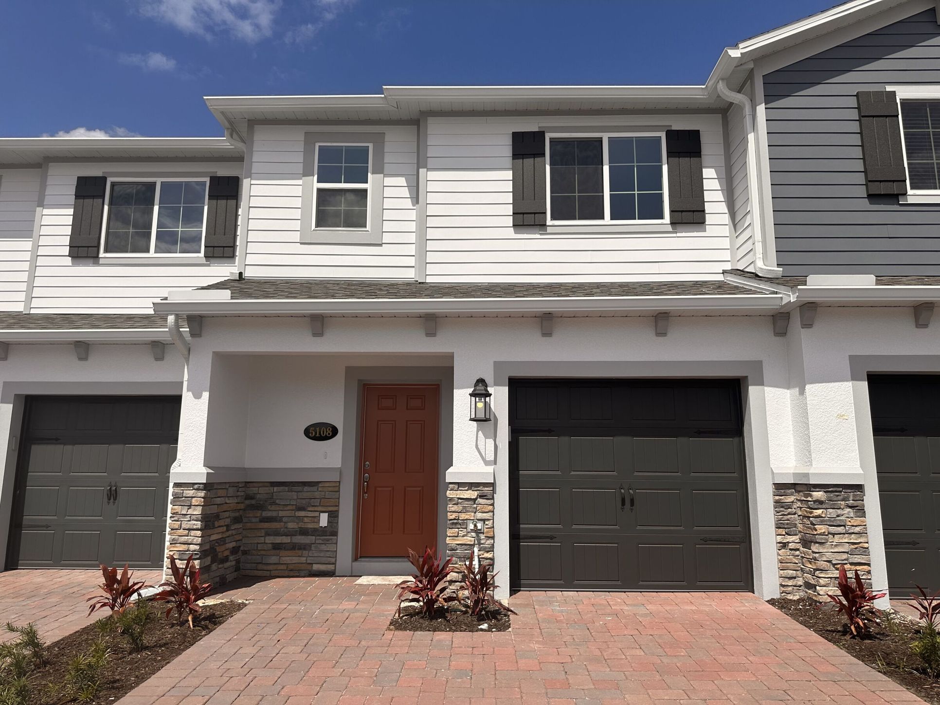 Front Exterior:Front Exterior