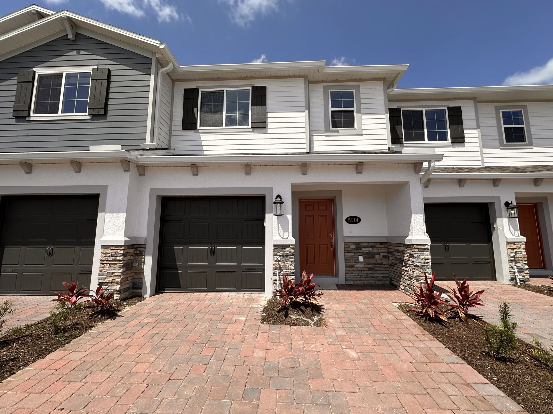 Front Exterior:Front Exterior