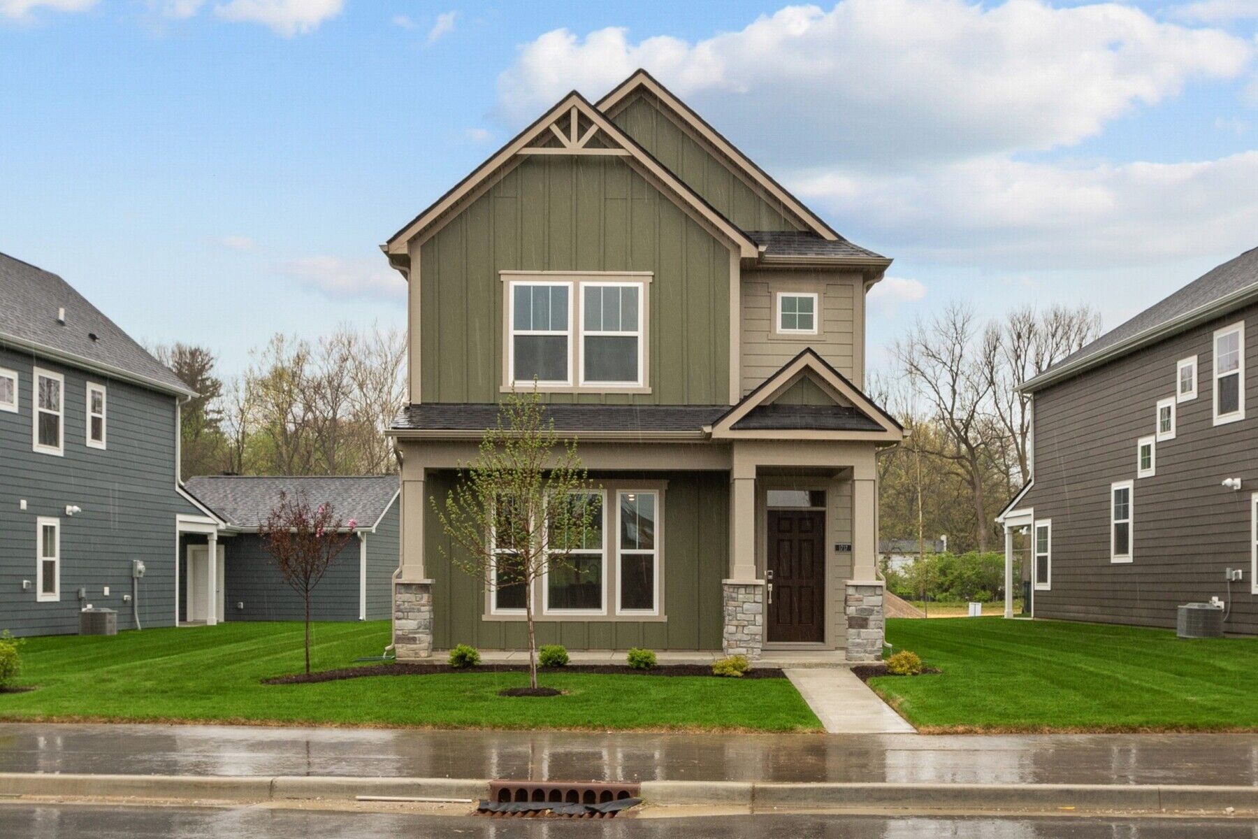 Front Exterior:Front Exterior