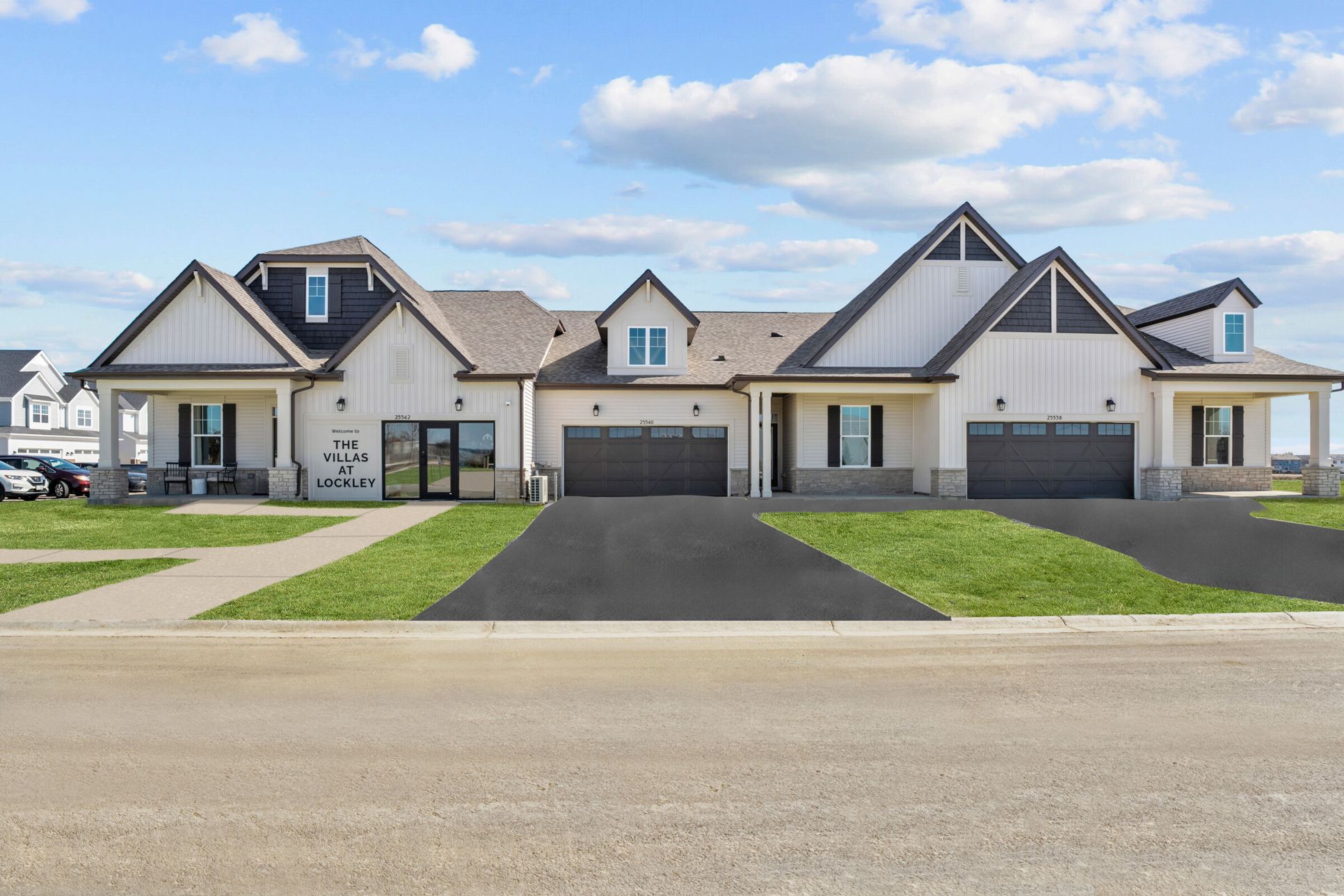 Front Exterior:Front Exterior