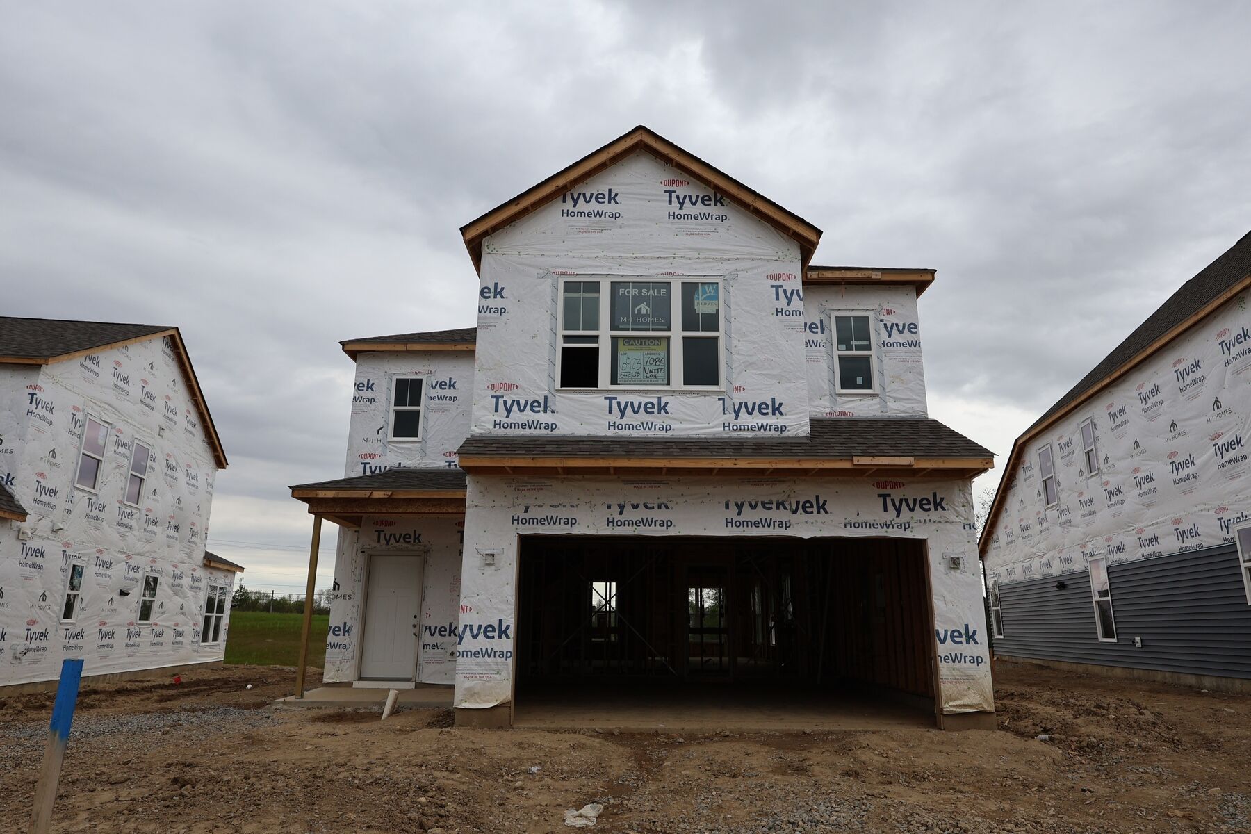 Front Exterior:Front Exterior