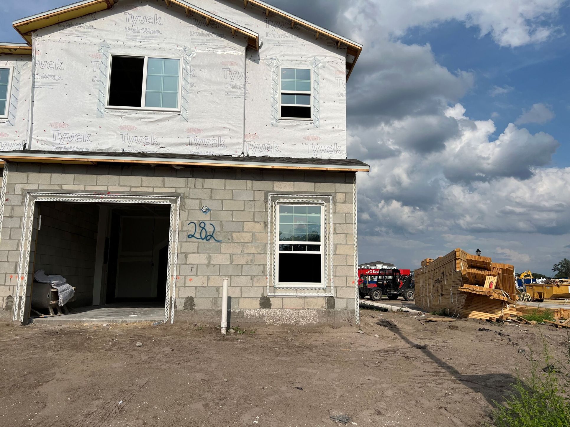 Front Exterior:Front Exterior