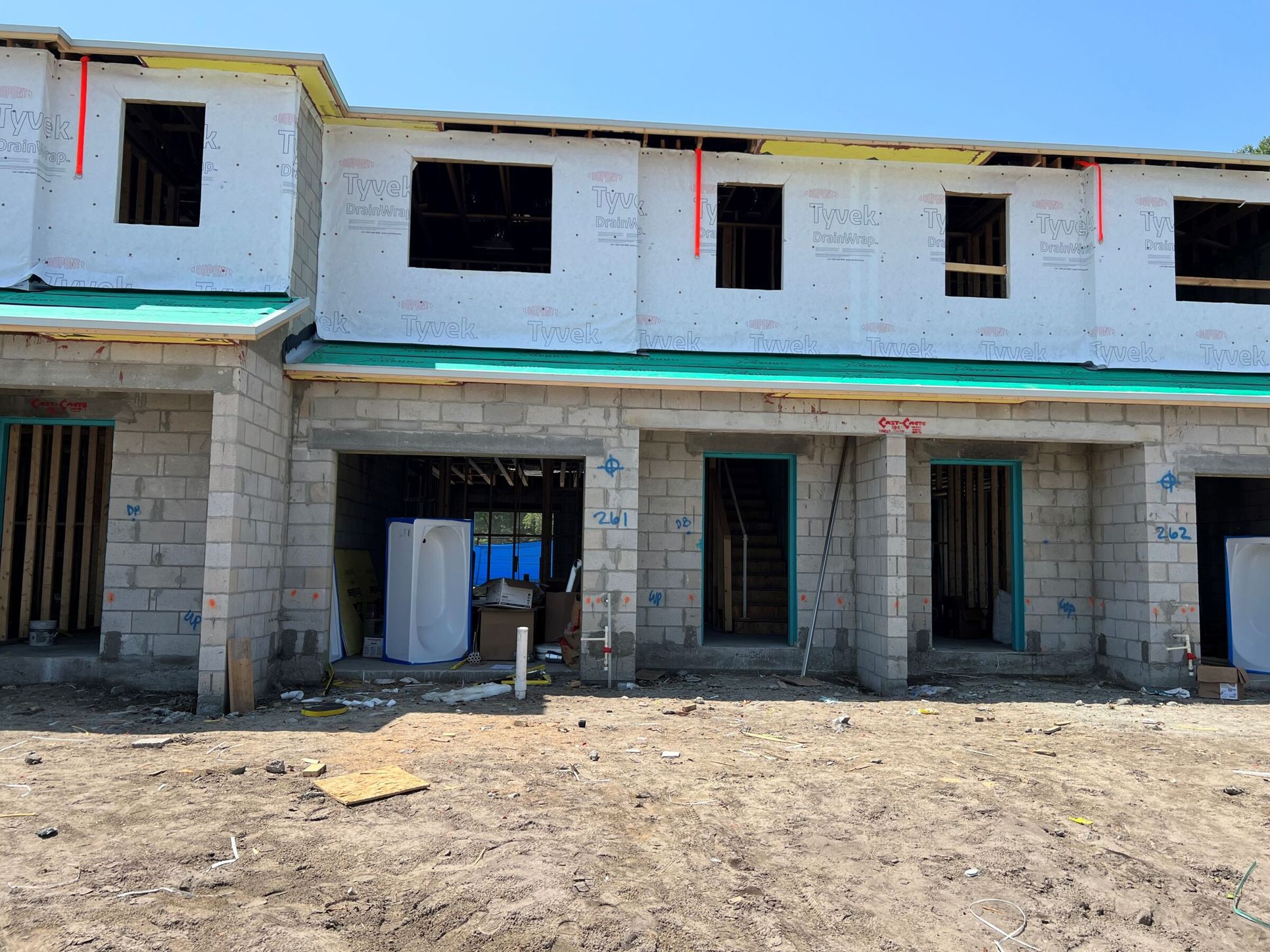 Front Exterior:Front Exterior