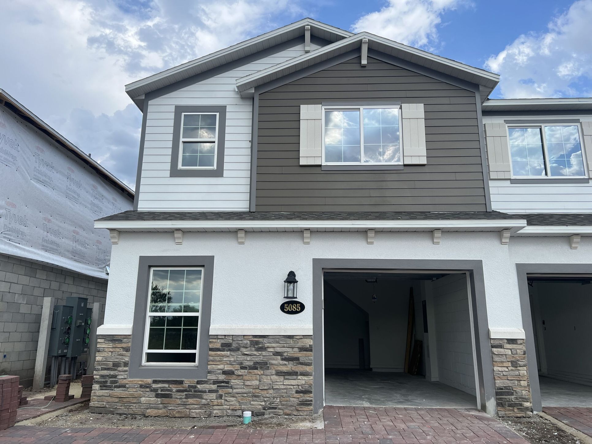 Front Exterior:Front Exterior