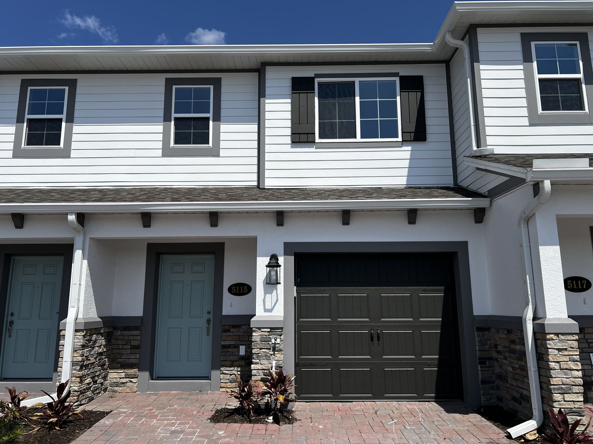 Front Exterior:Front Exterior
