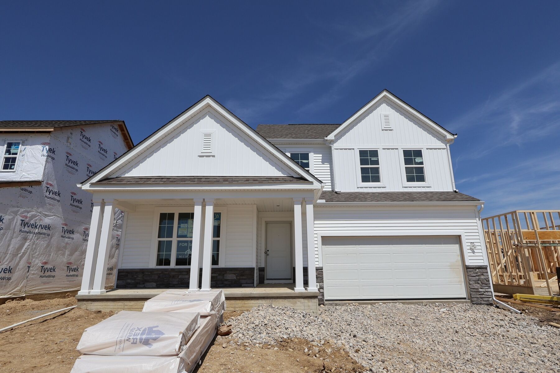 Front Exterior:Front Exterior