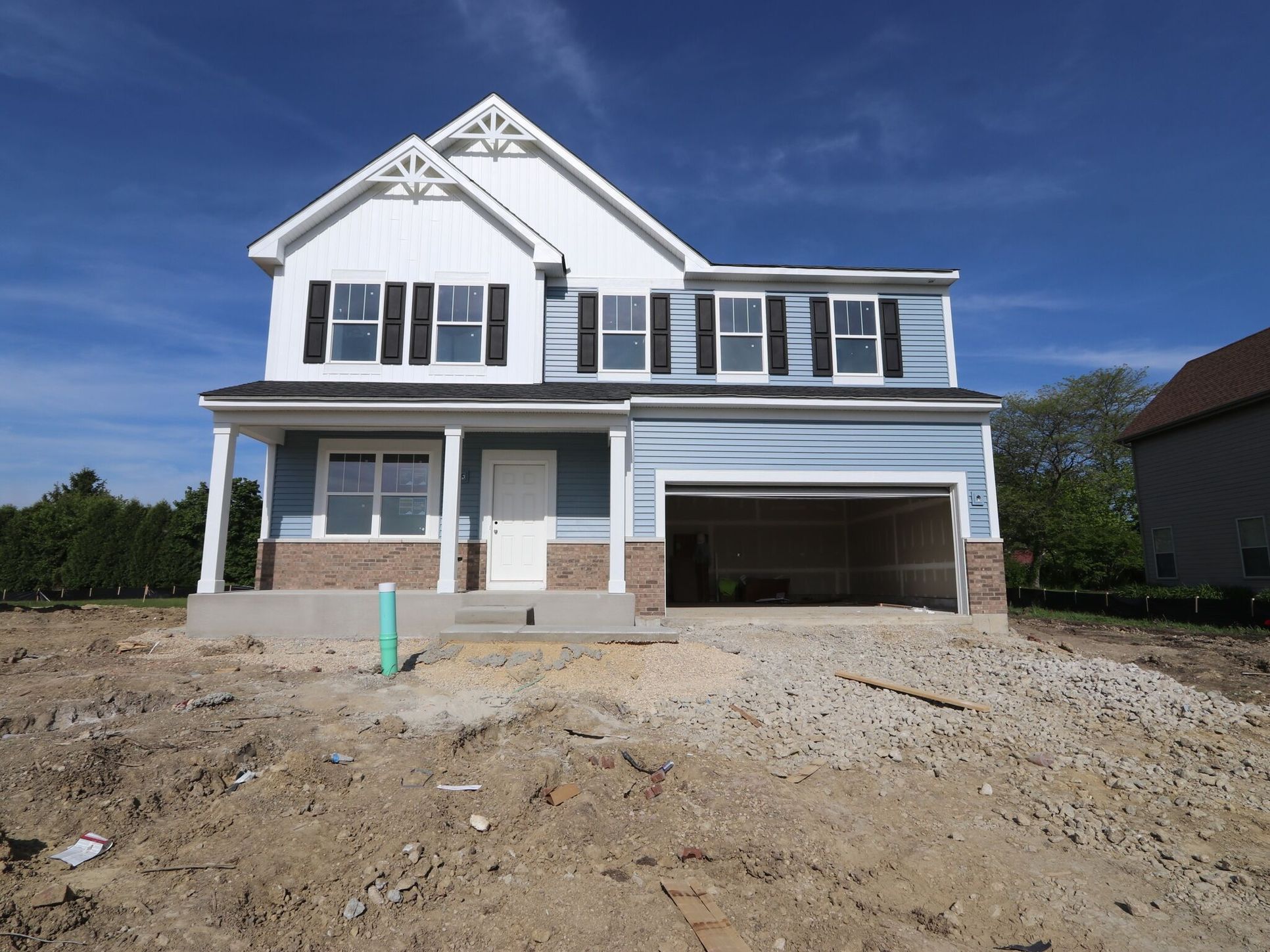 Front Exterior:Front Exterior