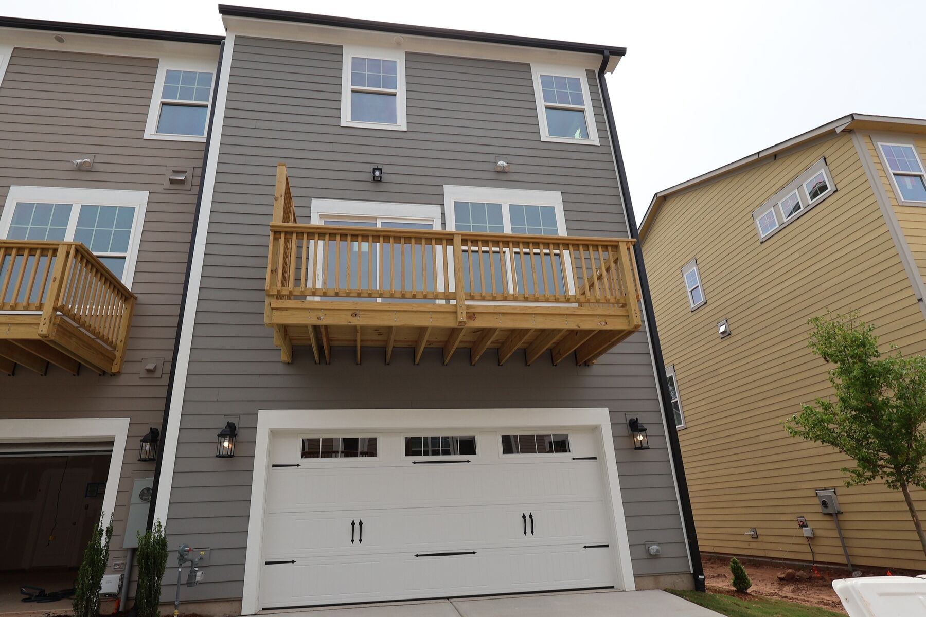Exterior:Exterior