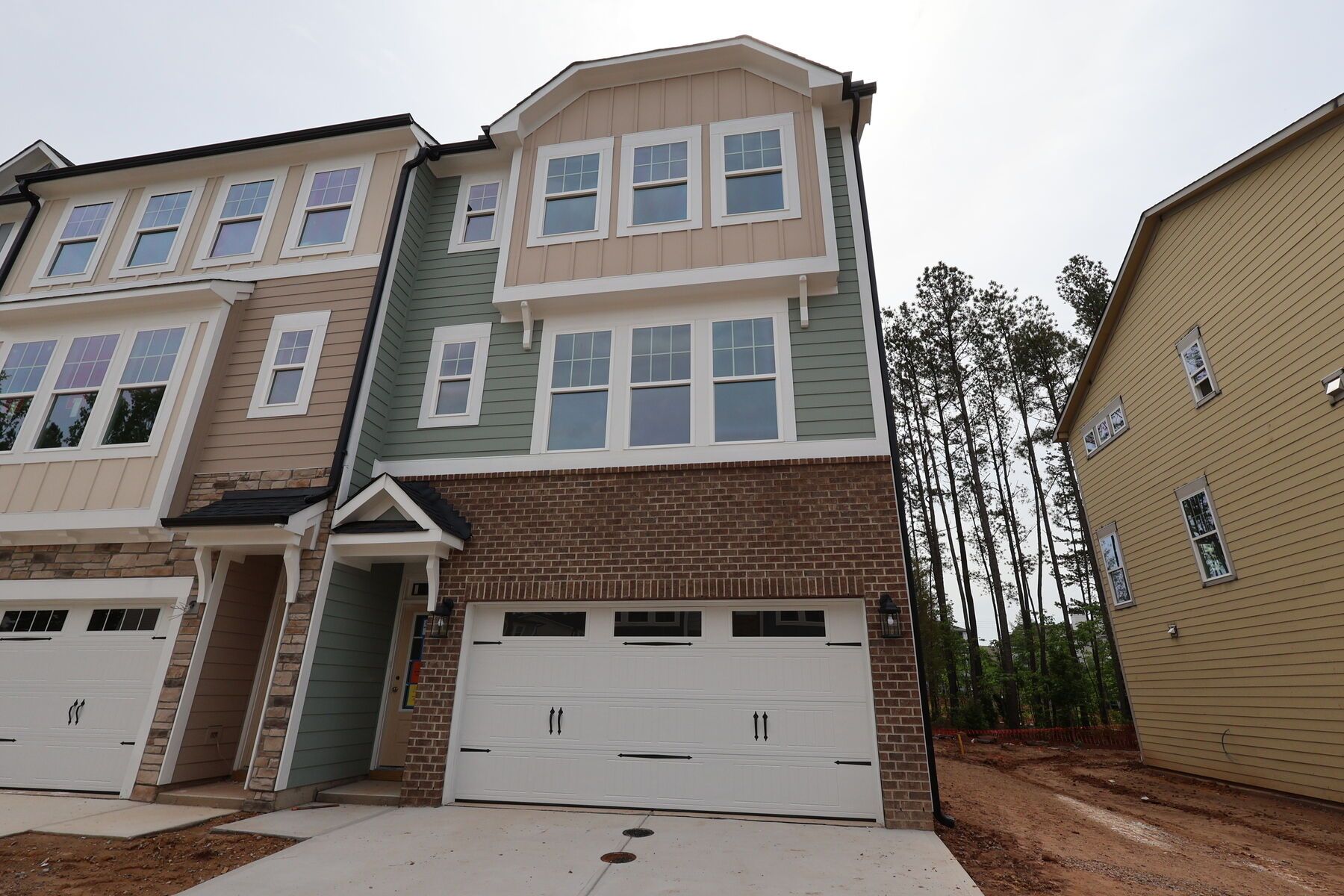 Front Exterior:Front Exterior