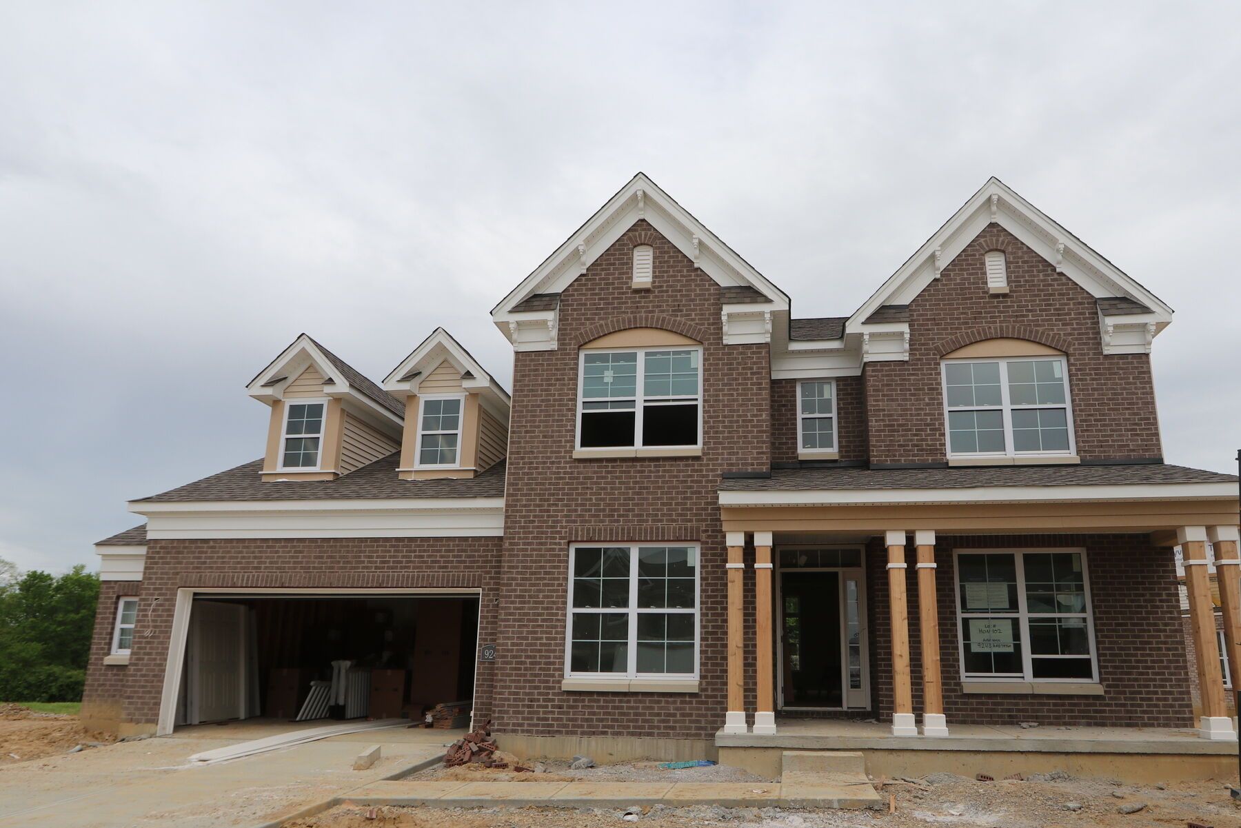 Front Exterior:Front Exterior