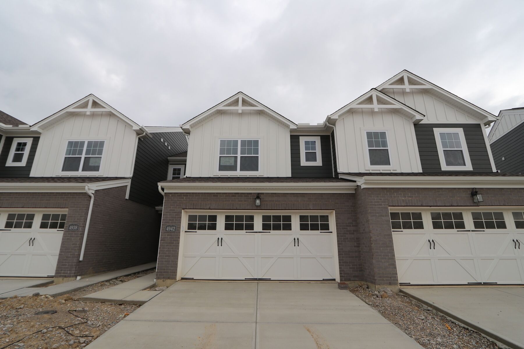 Front Exterior:Front Exterior