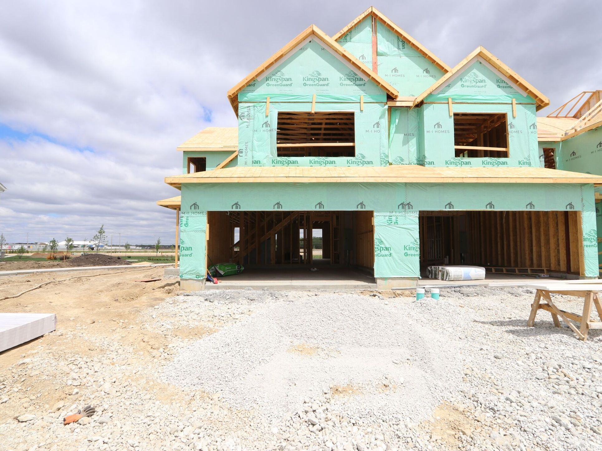 Front Exterior:Front Exterior