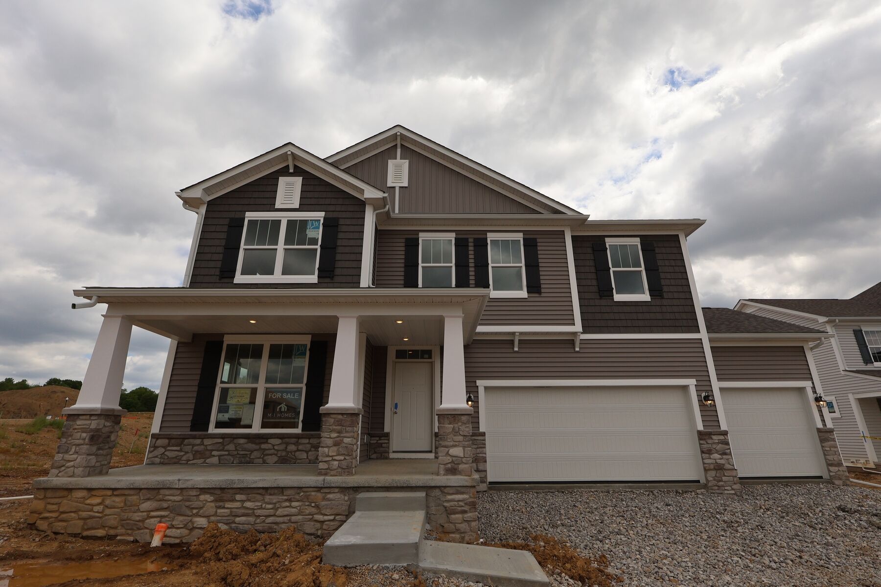 Front Exterior:Front Exterior