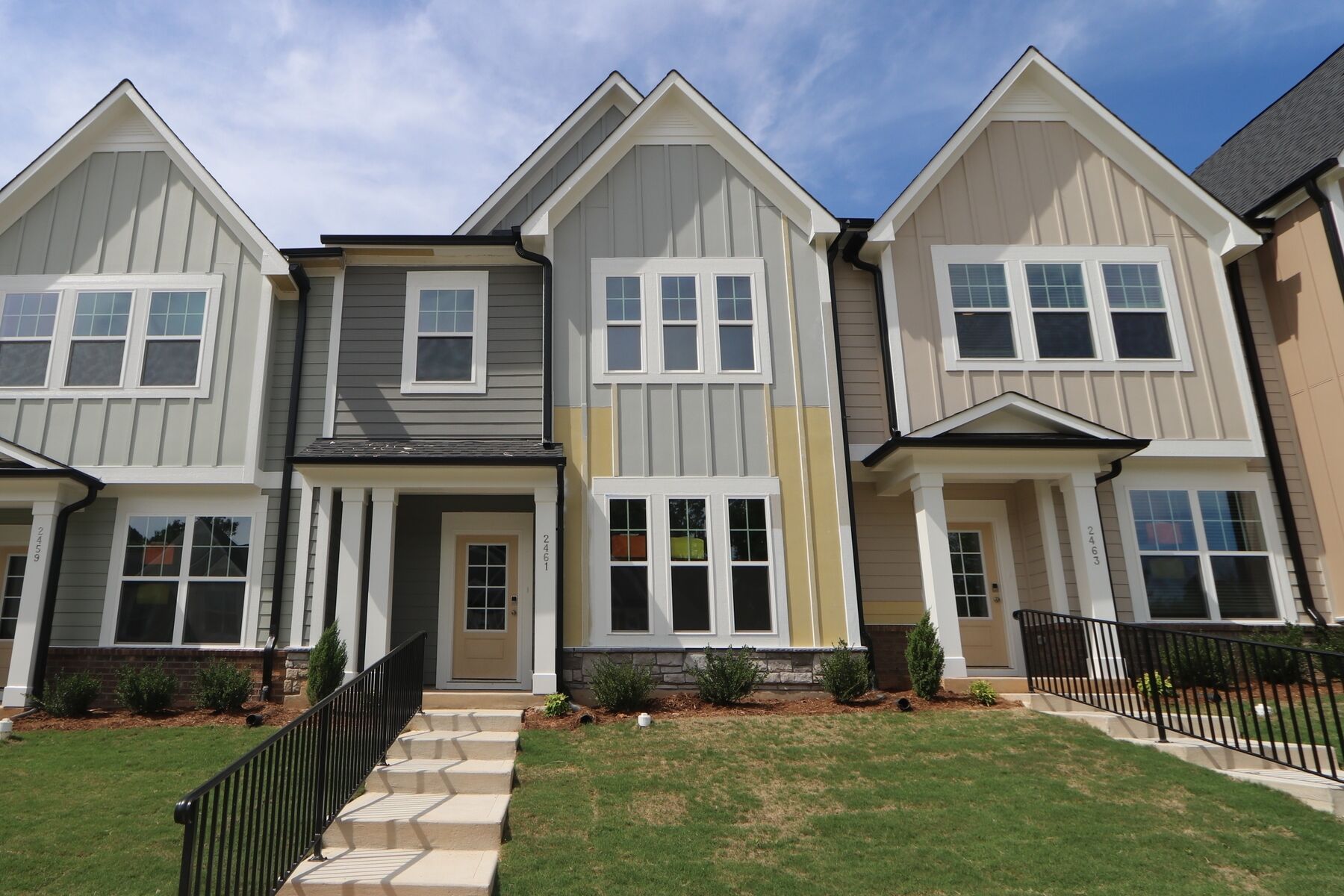 Front Exterior:Front Exterior