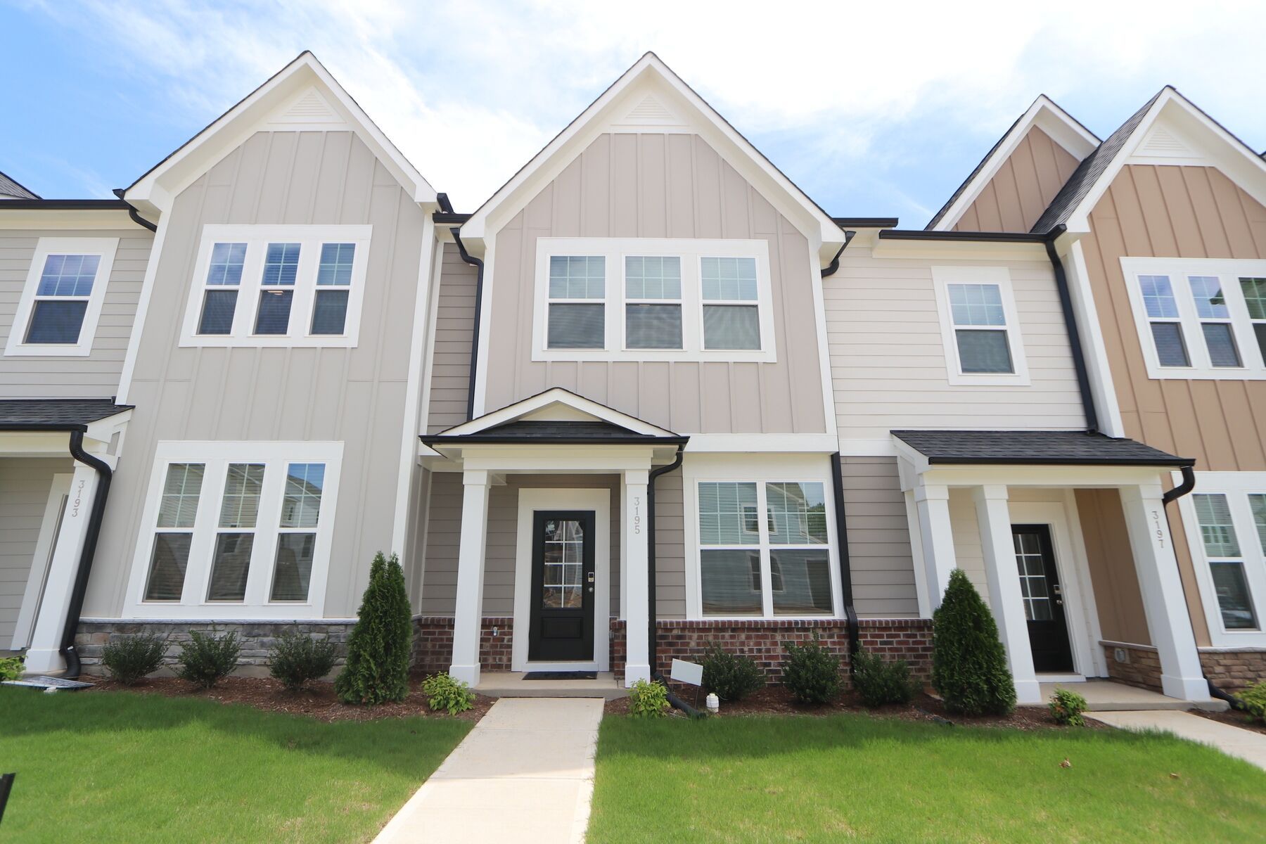 Front Exterior:Front Exterior