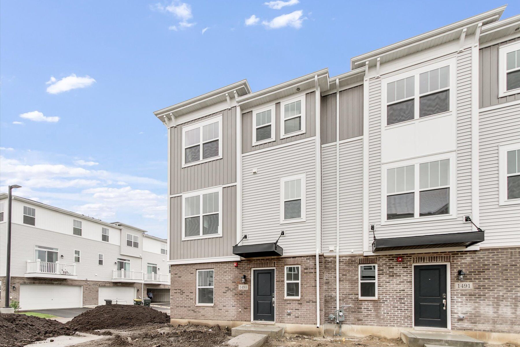 Front Exterior:Front Exterior