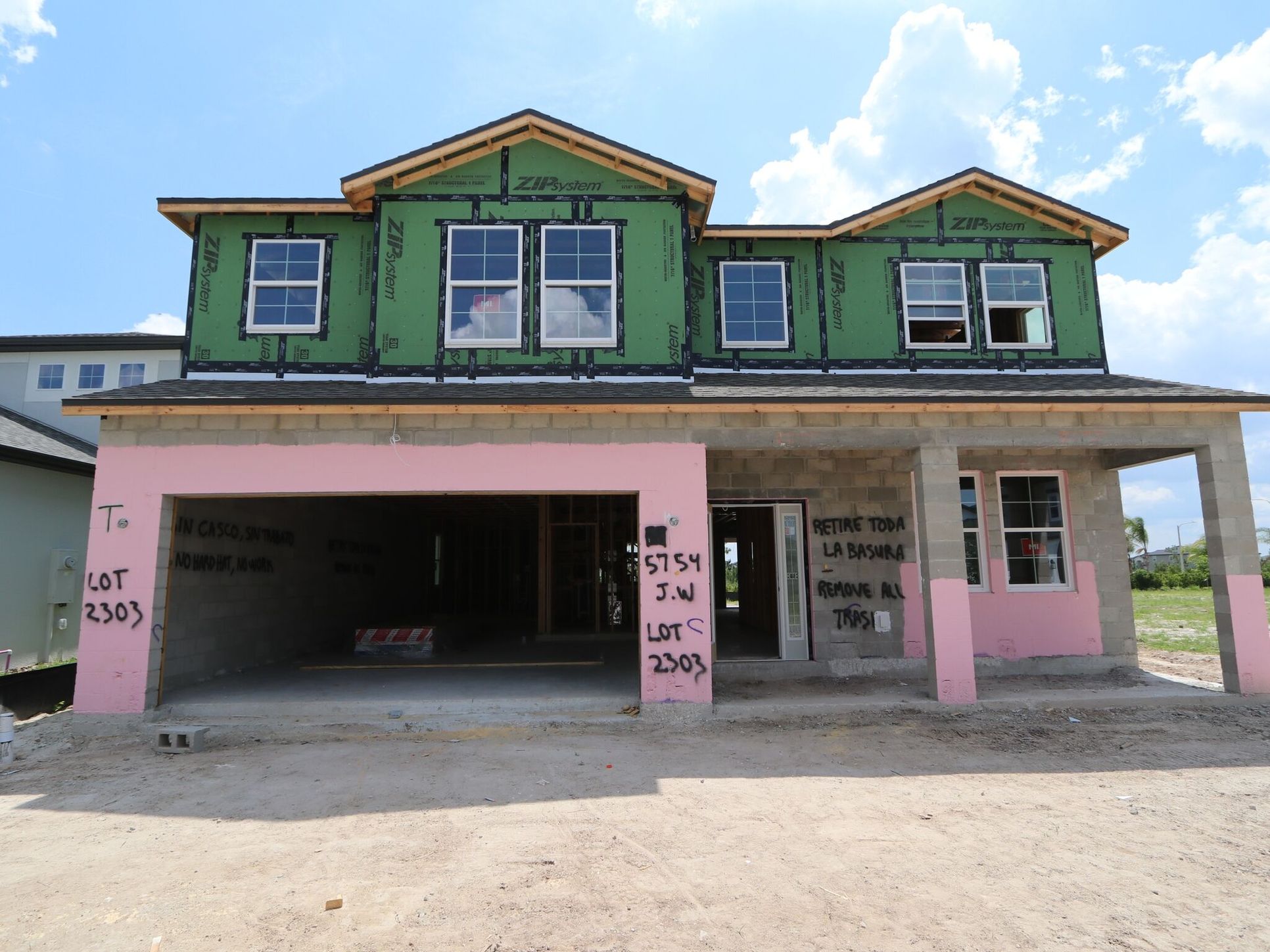 Front Exterior:Front Exterior