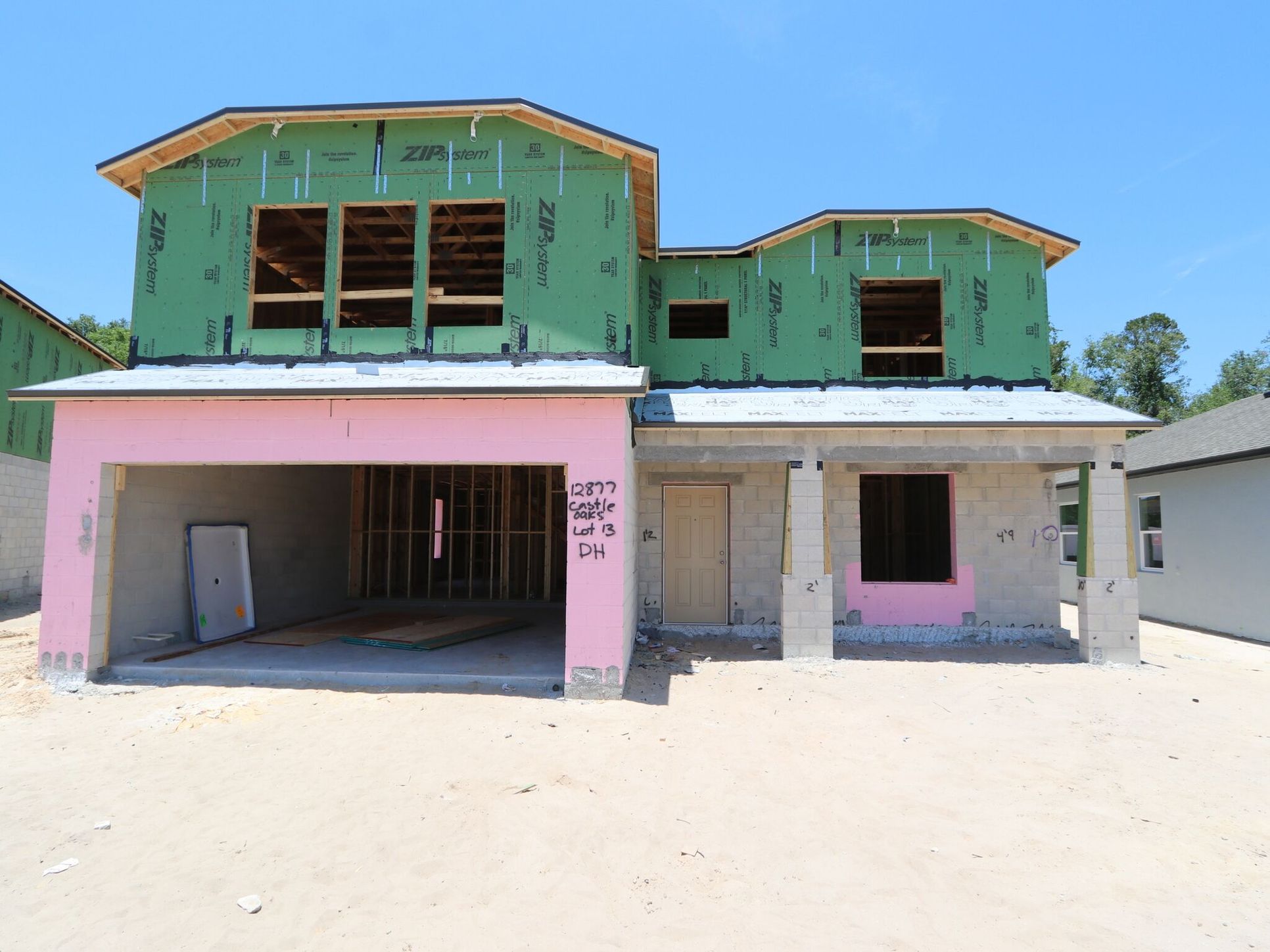 Front Exterior:Front Exterior