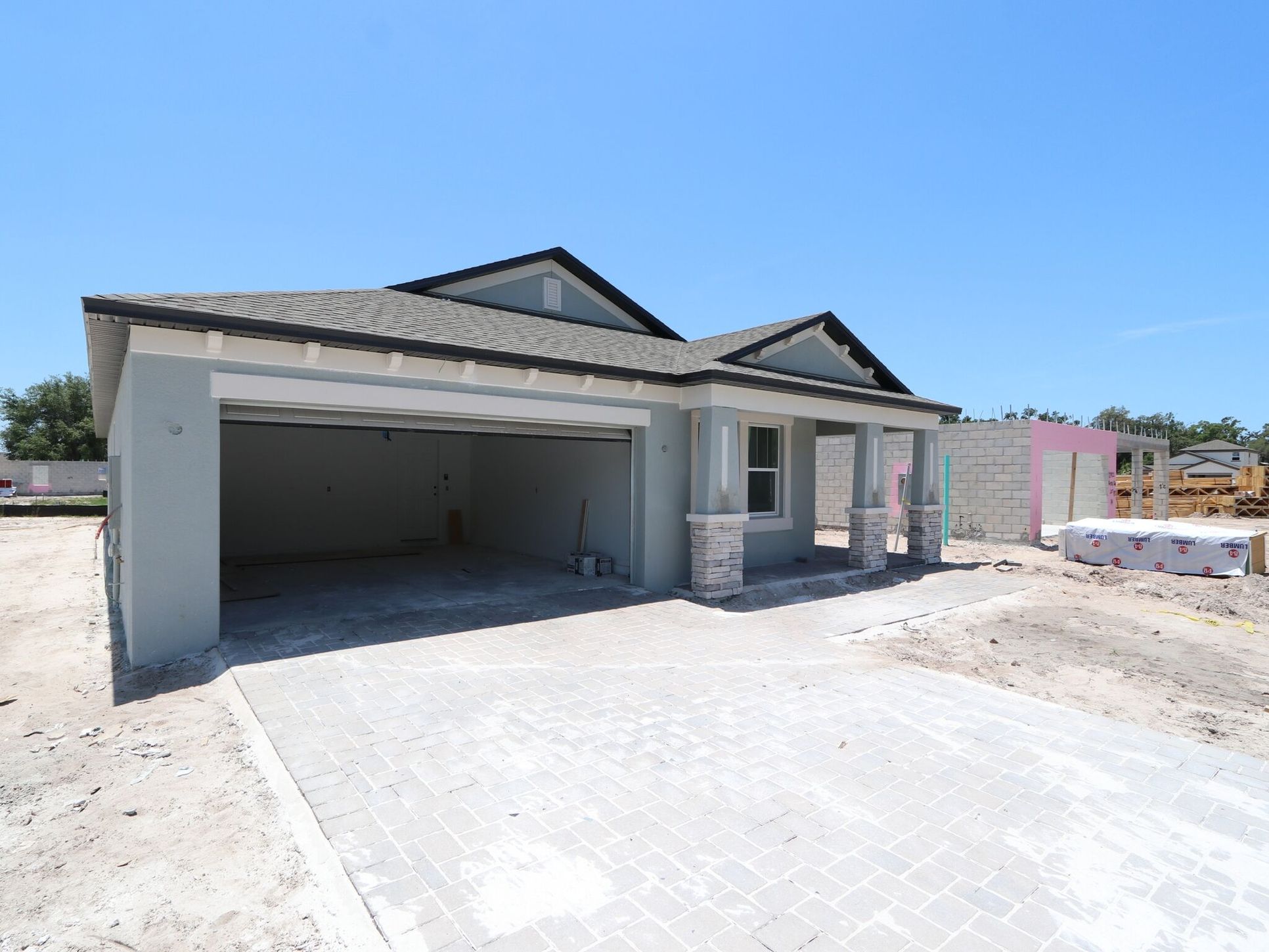 Front Exterior:Front Exterior