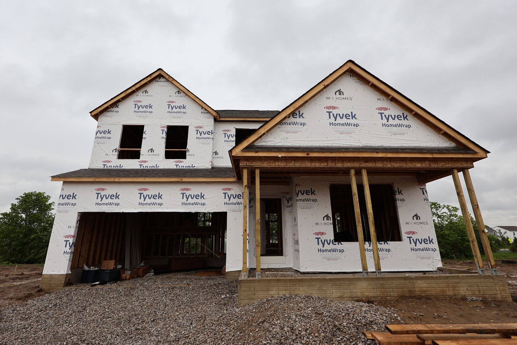Front Exterior:Front Exterior