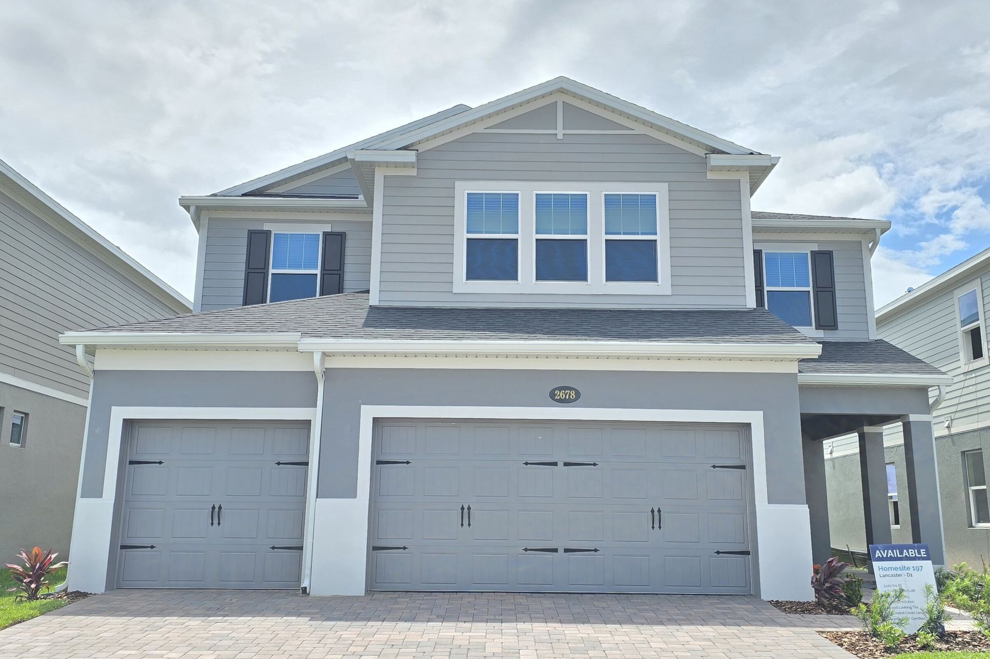 Front Exterior:Front Exterior