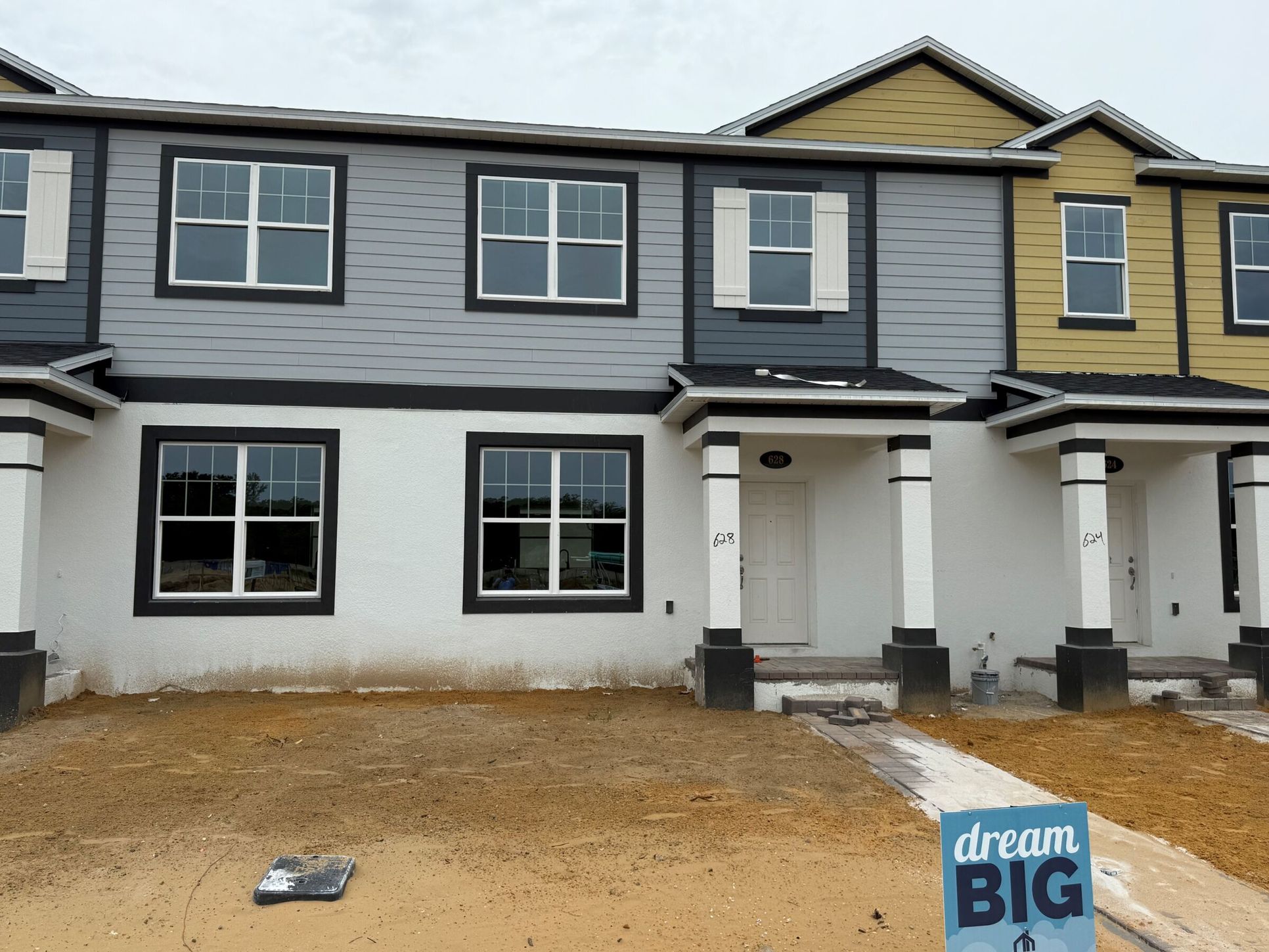 Front Exterior:Front Exterior