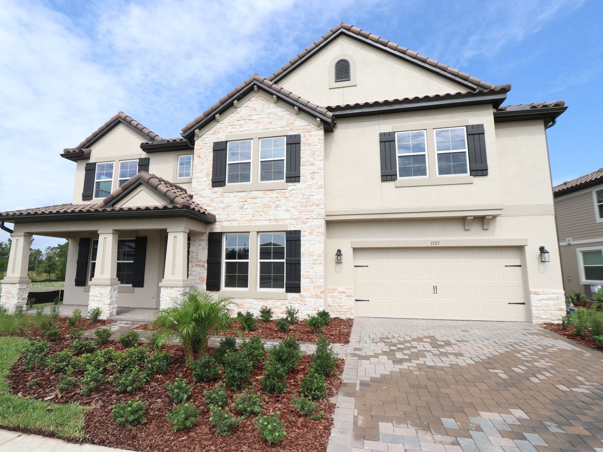 Front Exterior:Front Exterior