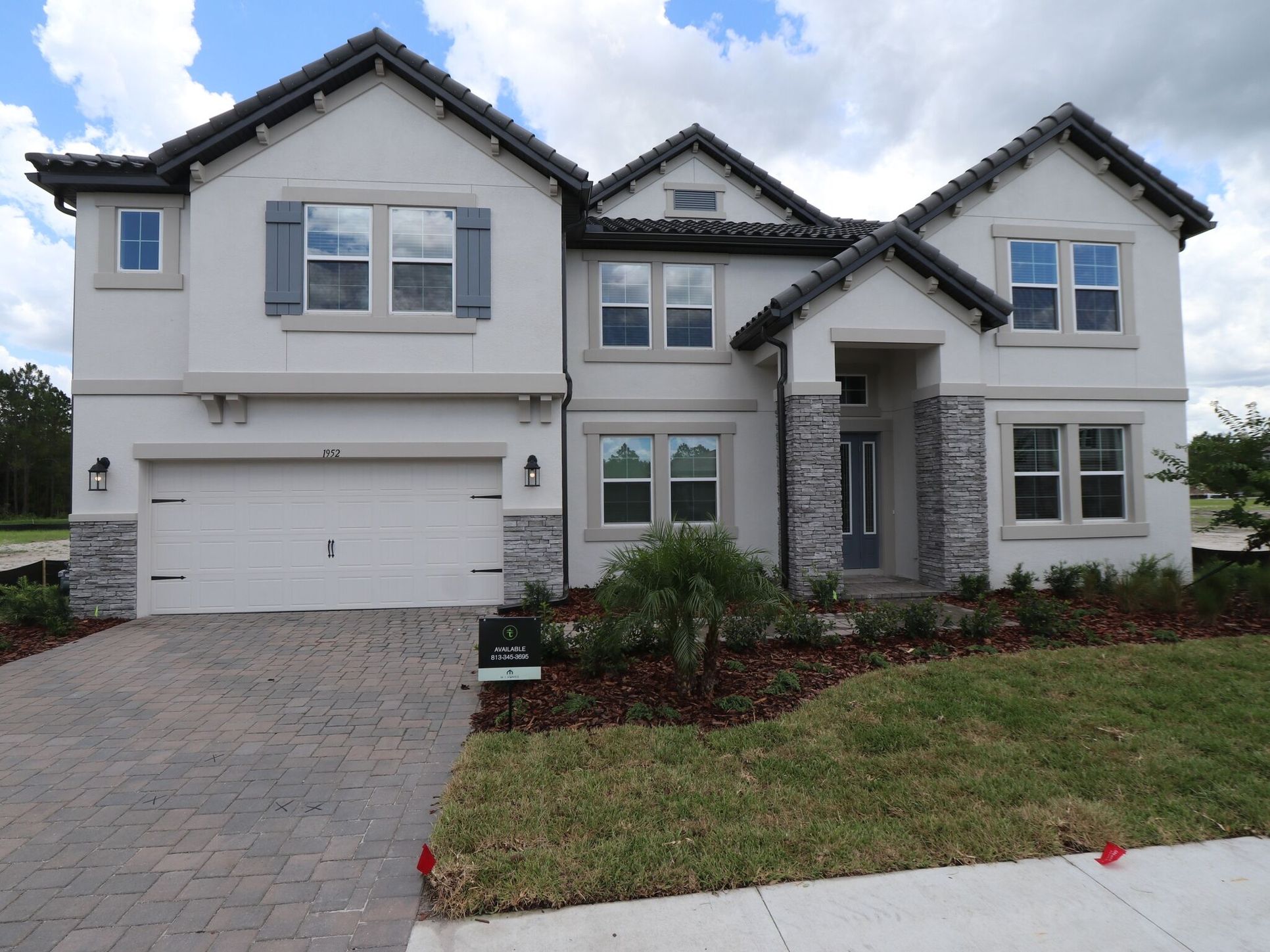 Front Exterior:Front Exterior