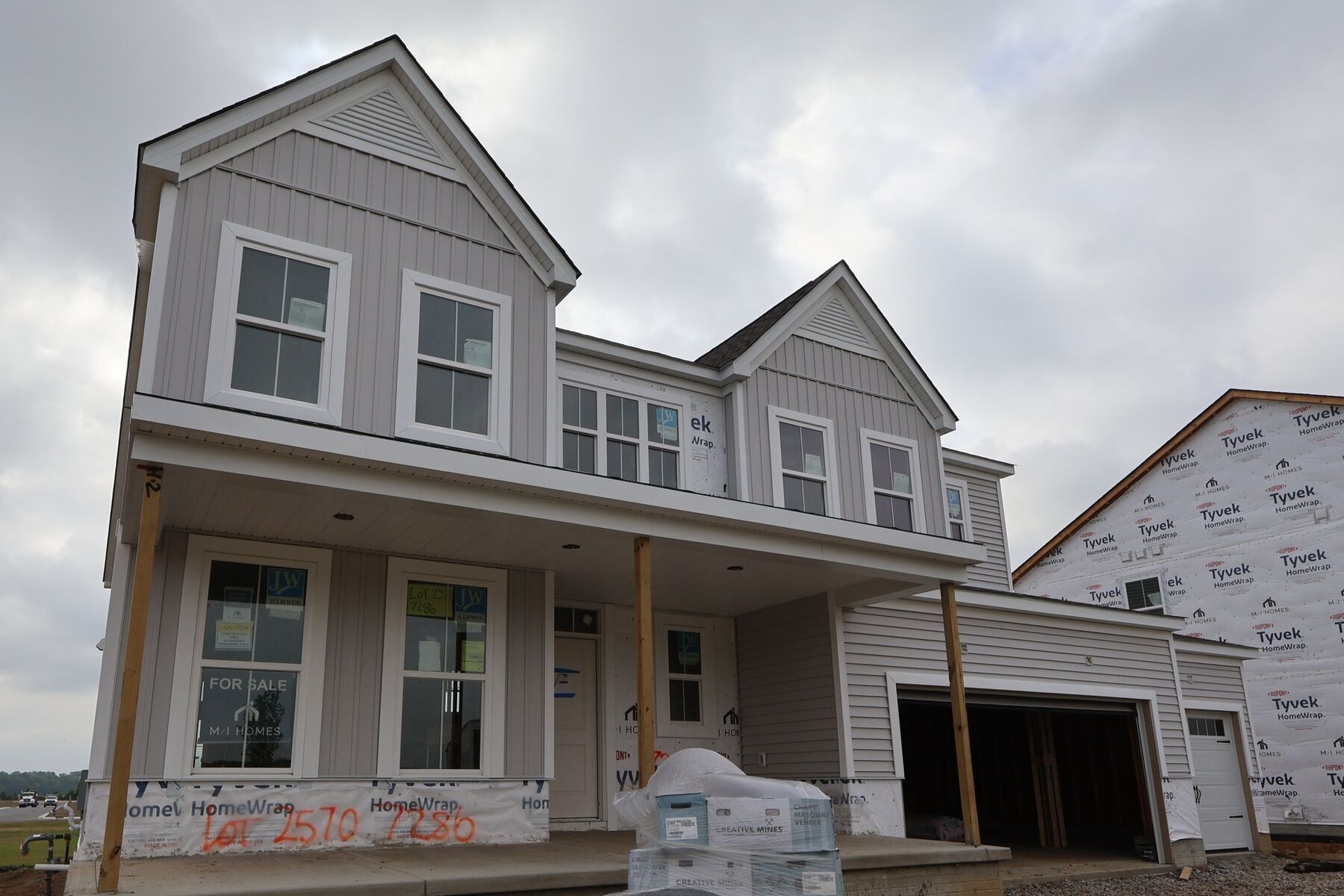 Front Exterior:Front Exterior