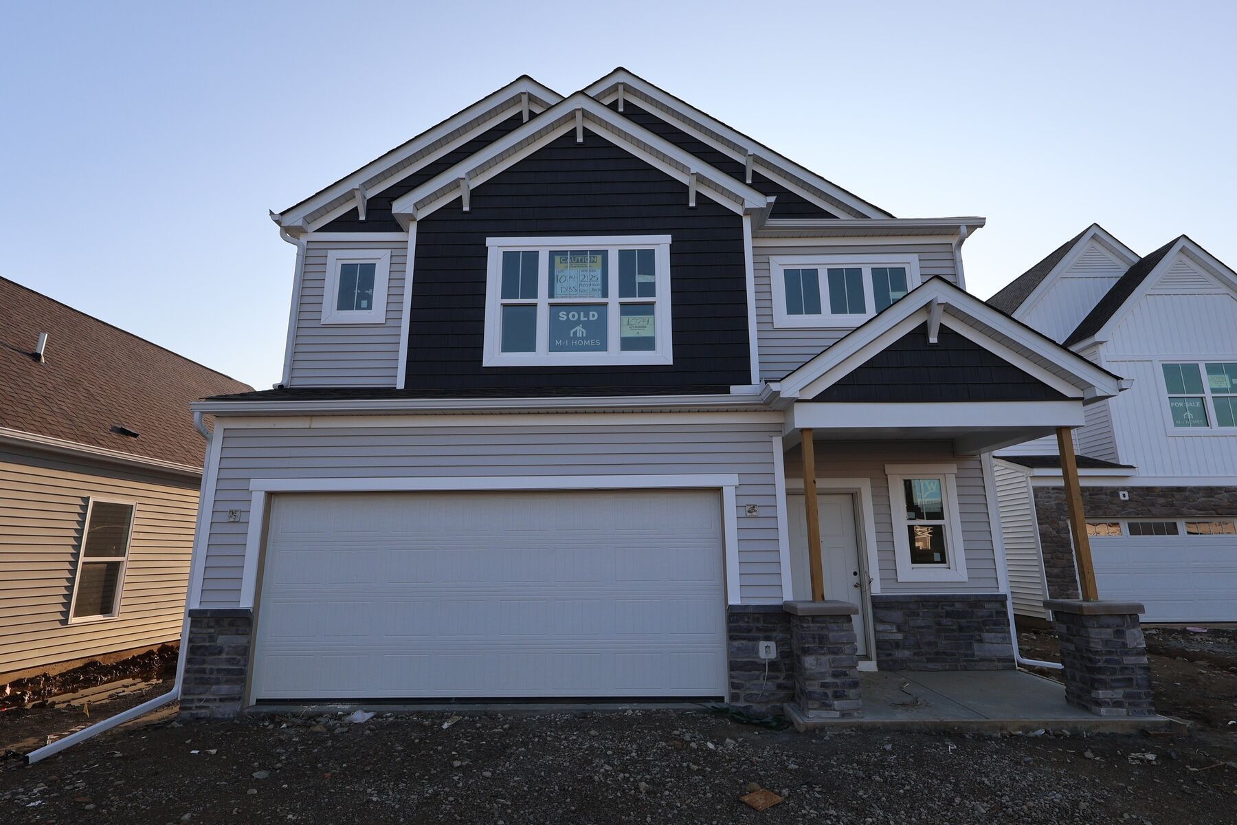 Front Exterior:Front Exterior