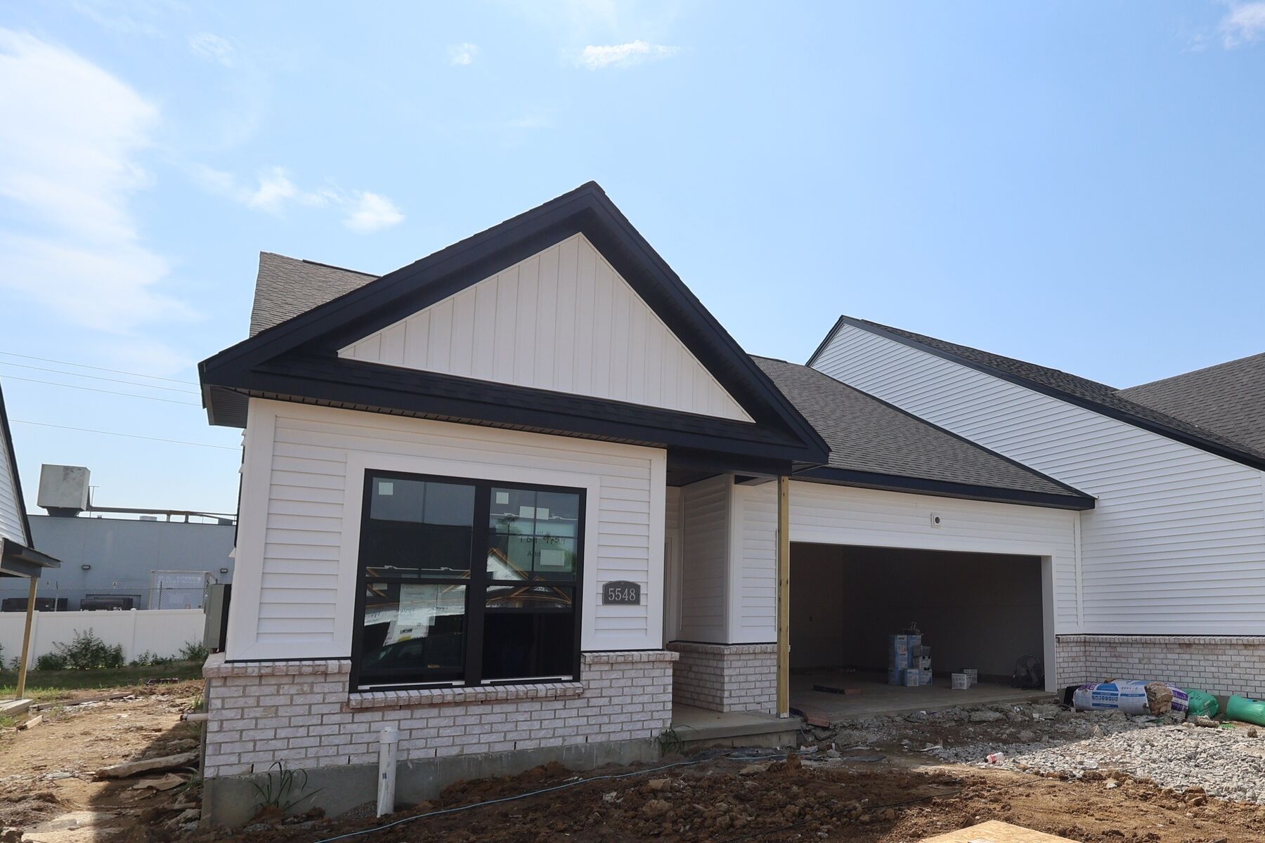 Front Exterior:Front Exterior