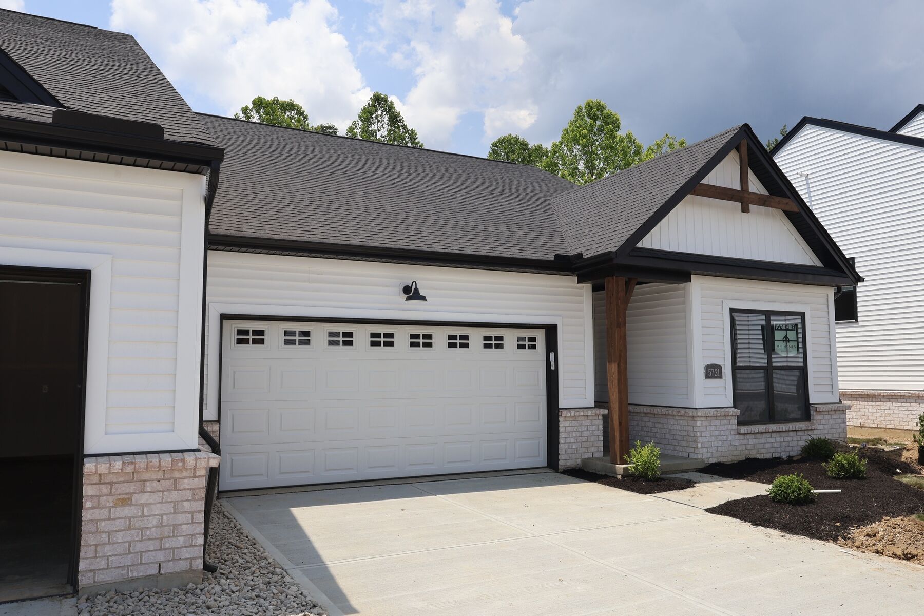Exterior:Exterior
