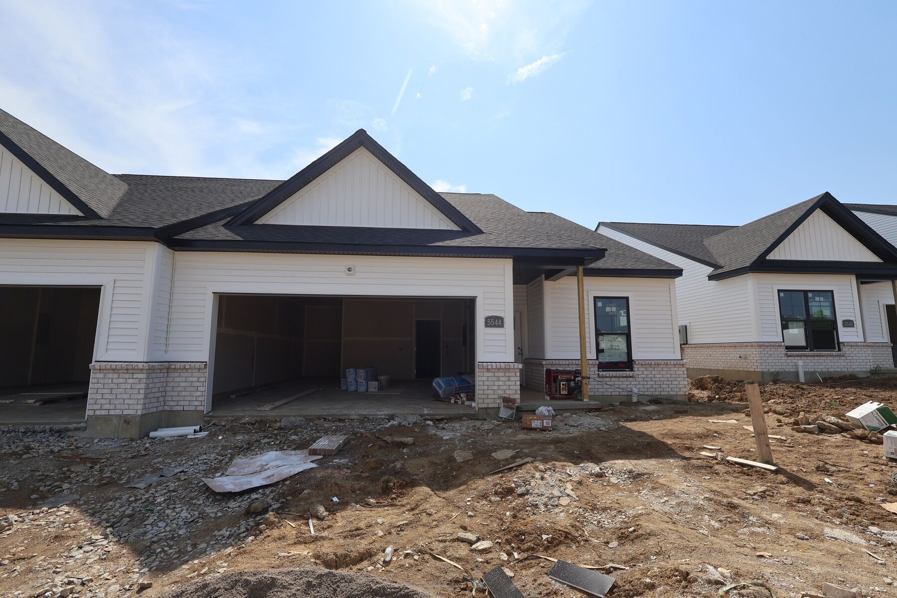 Front Exterior:Front Exterior