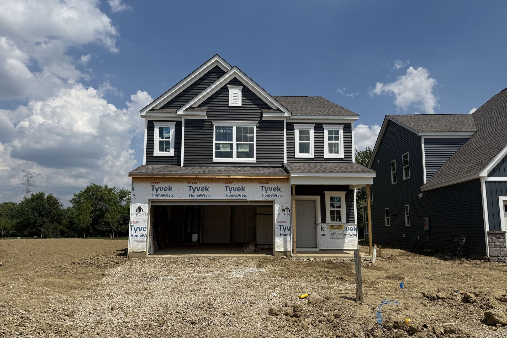 Front Exterior:Front Exterior