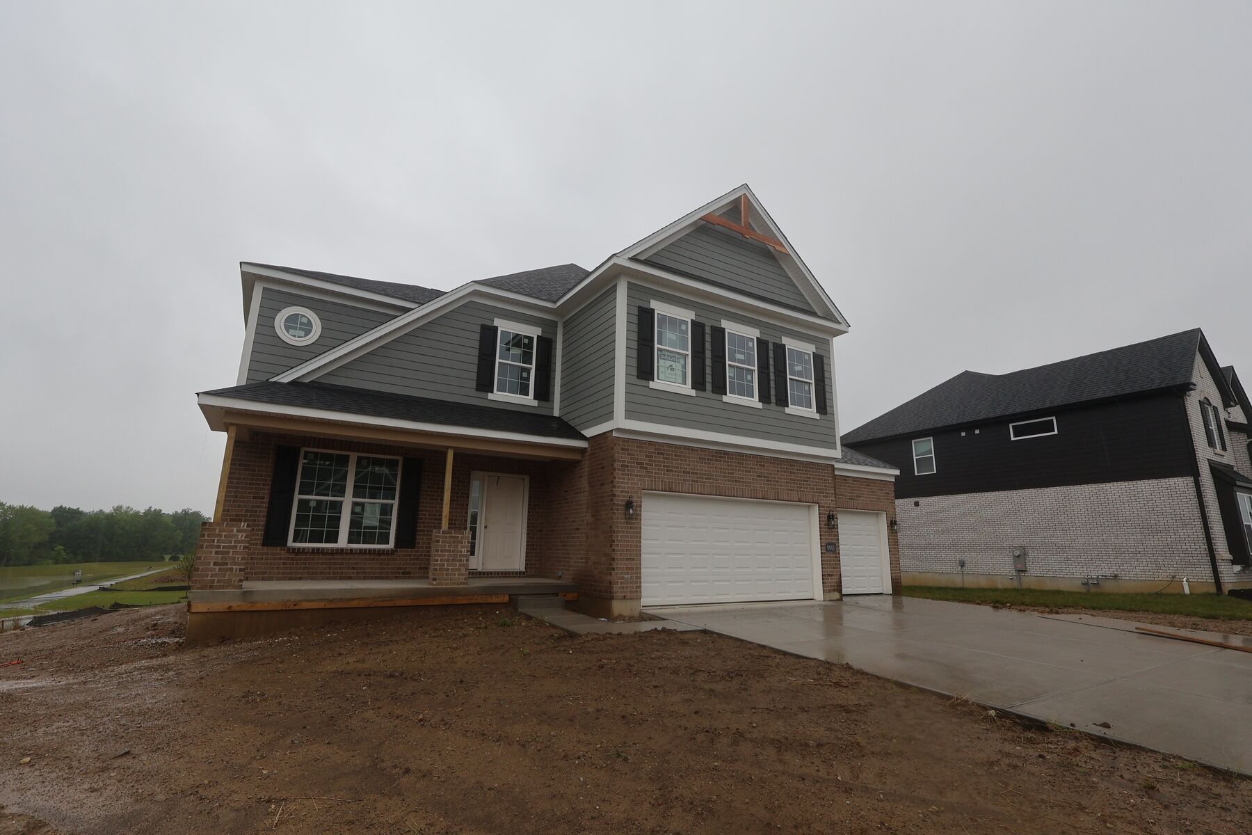 Front Exterior:Front Exterior