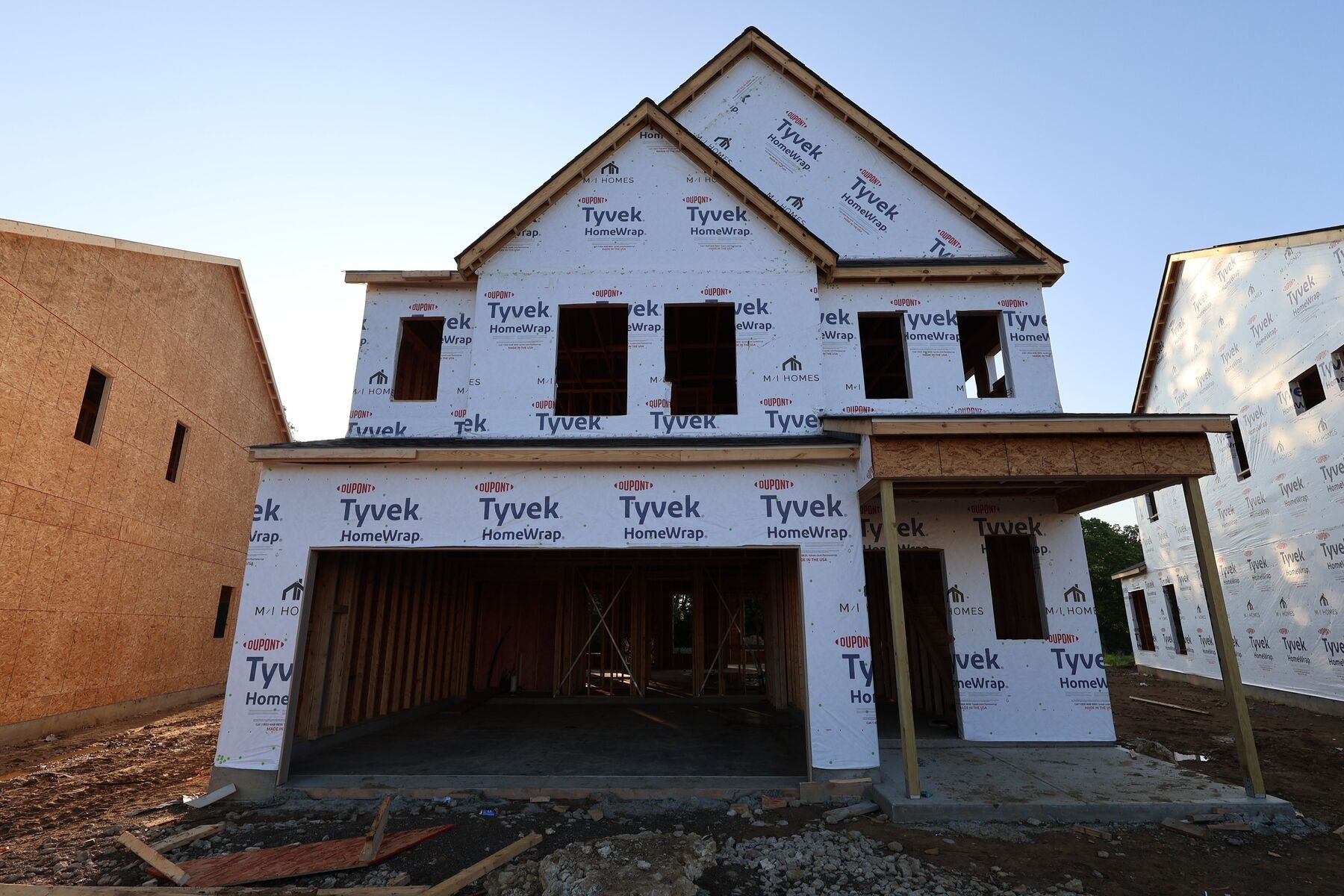 Front Exterior:Front Exterior