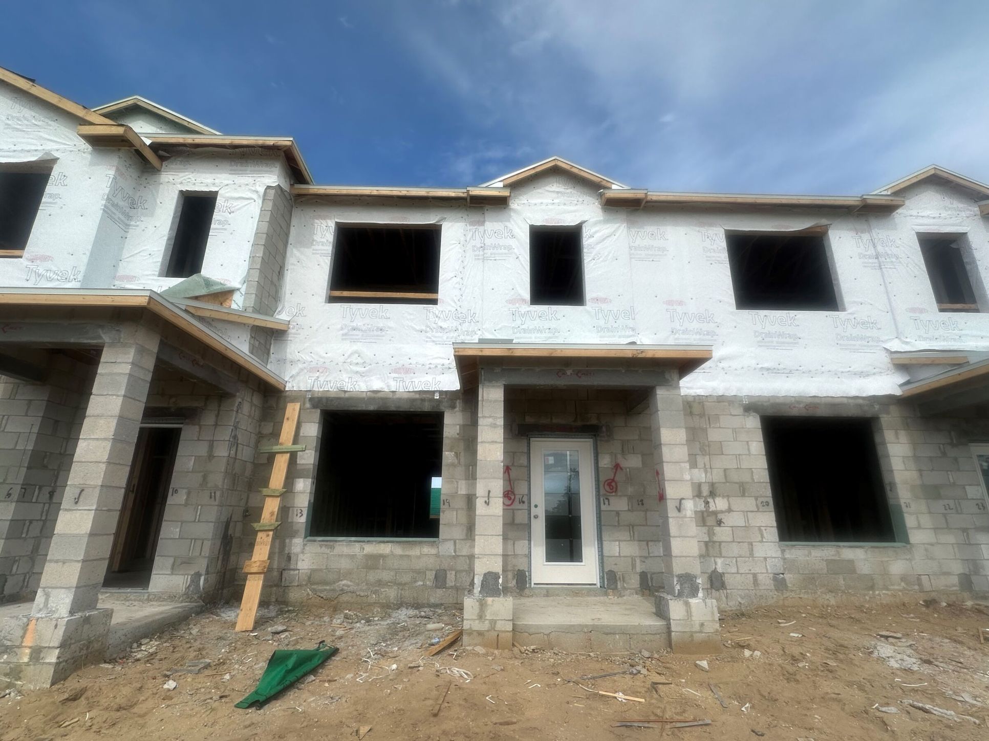 Front Exterior:Front Exterior