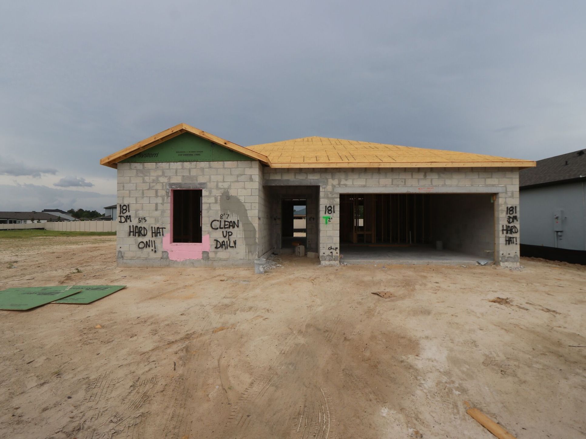 Exterior:Exterior