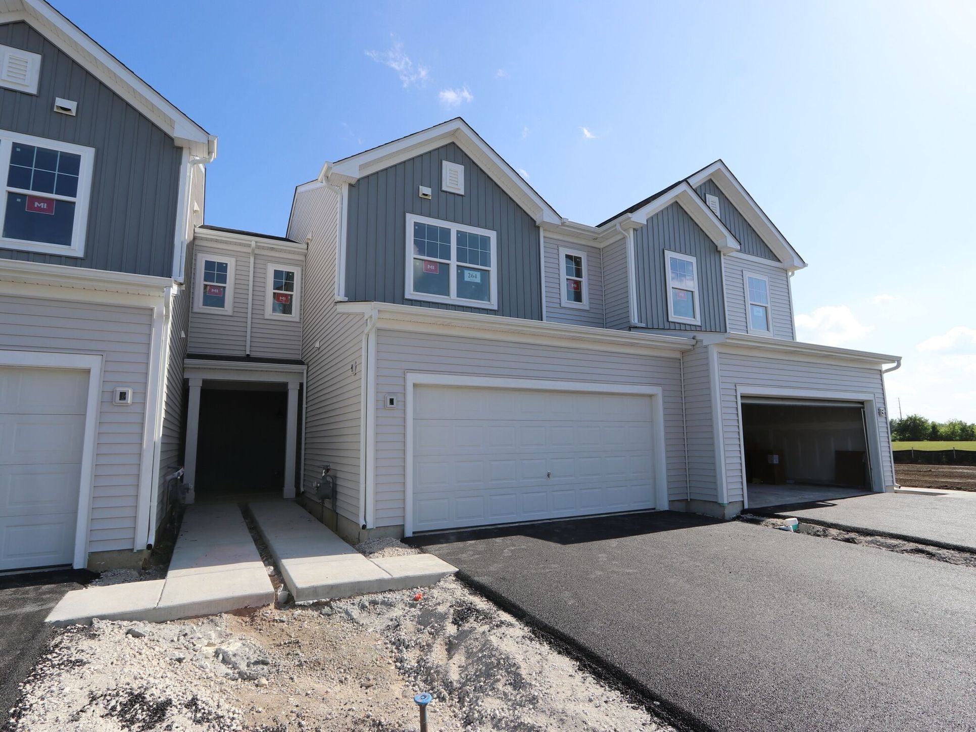 Front Exterior:Front Exterior