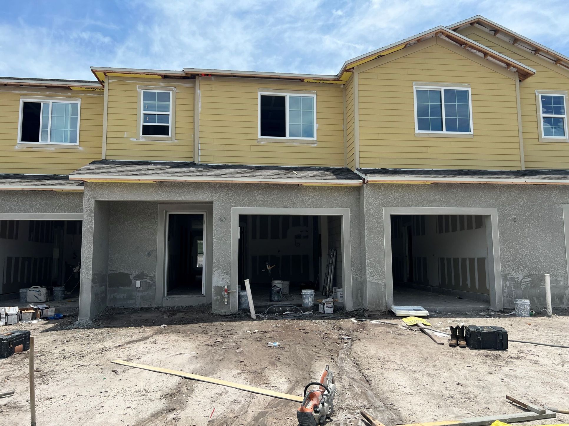 Front Exterior:Front Exterior