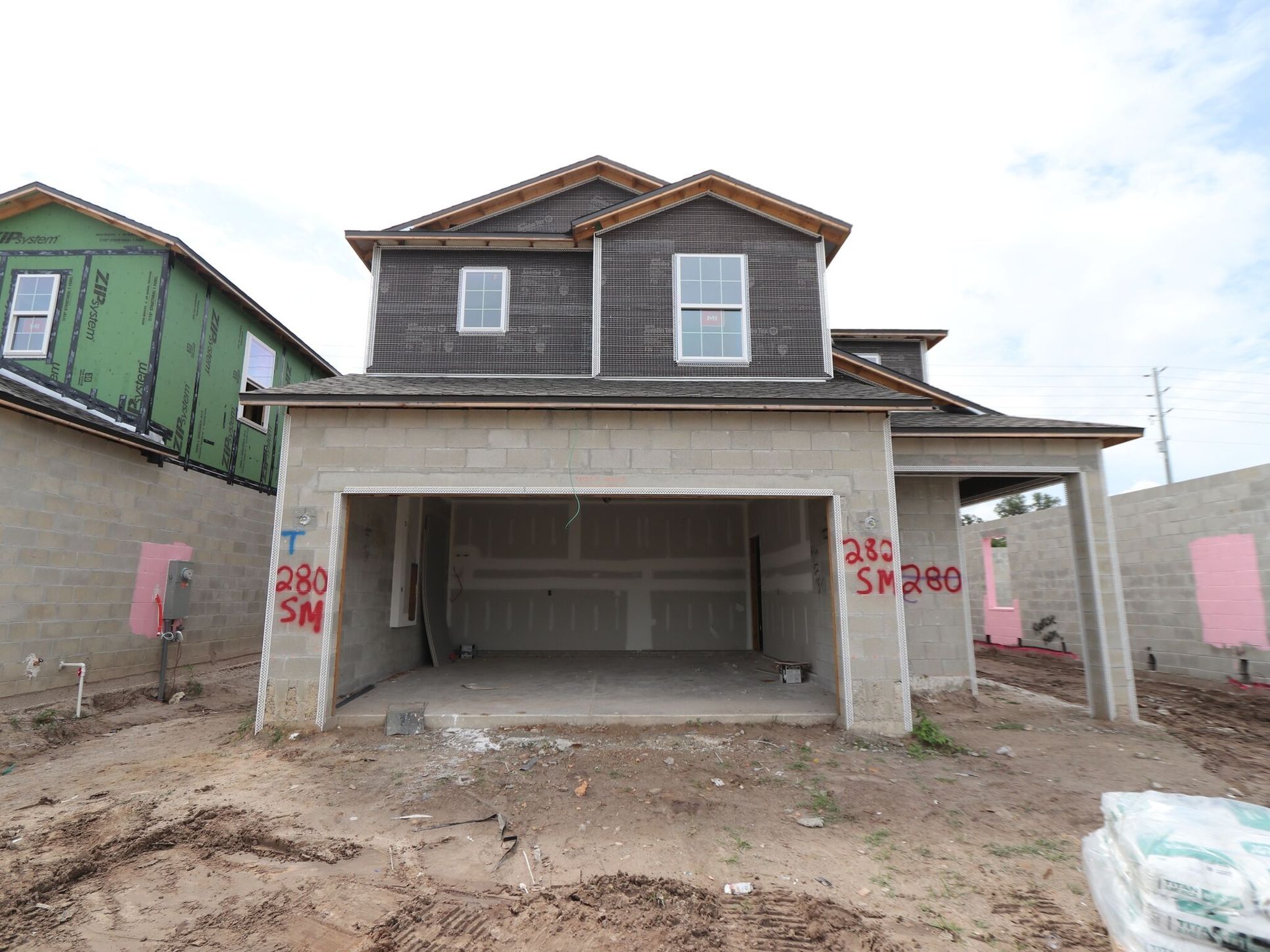 Front Exterior:Front Exterior