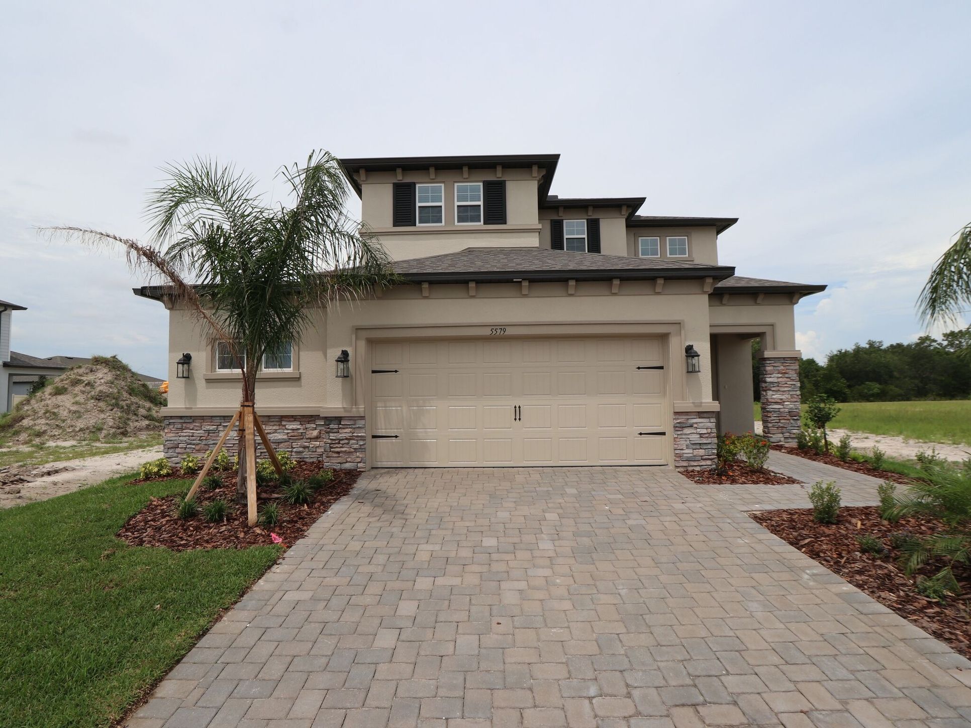 Front Exterior:Front Exterior