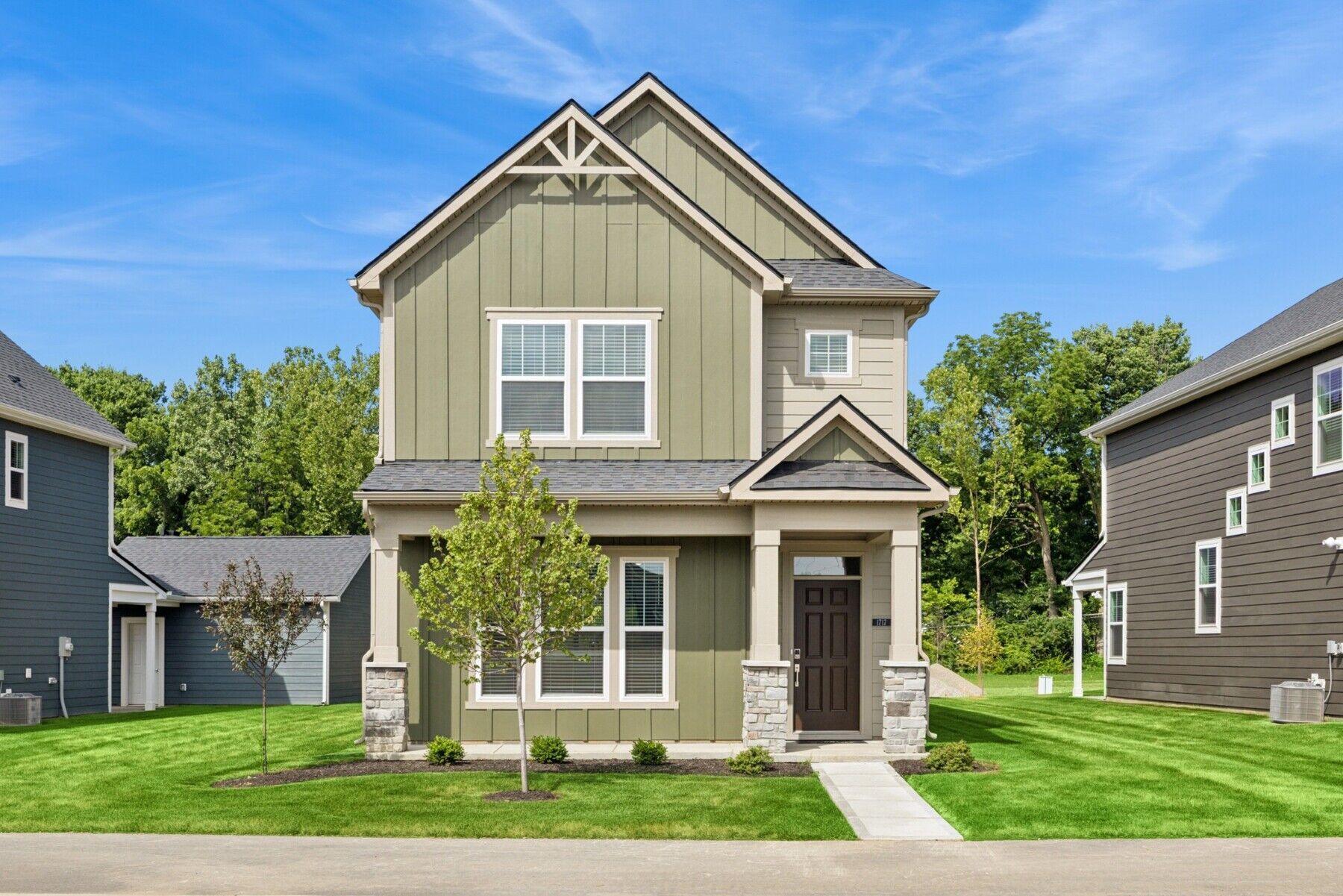Front Exterior:Front Exterior