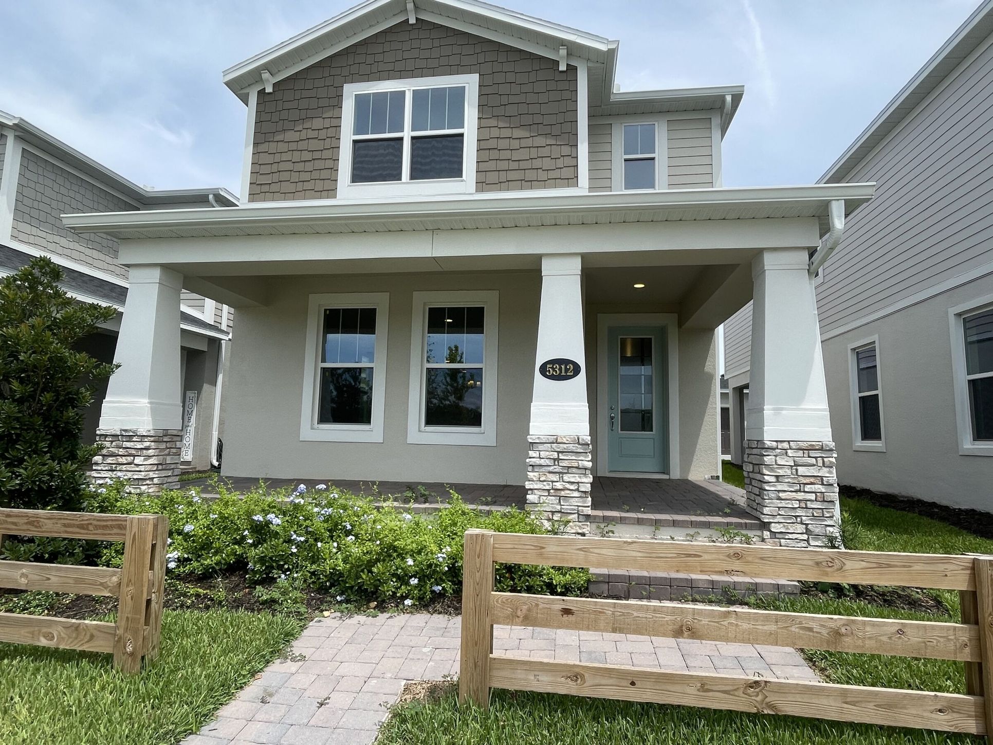 Front Exterior:Front Exterior